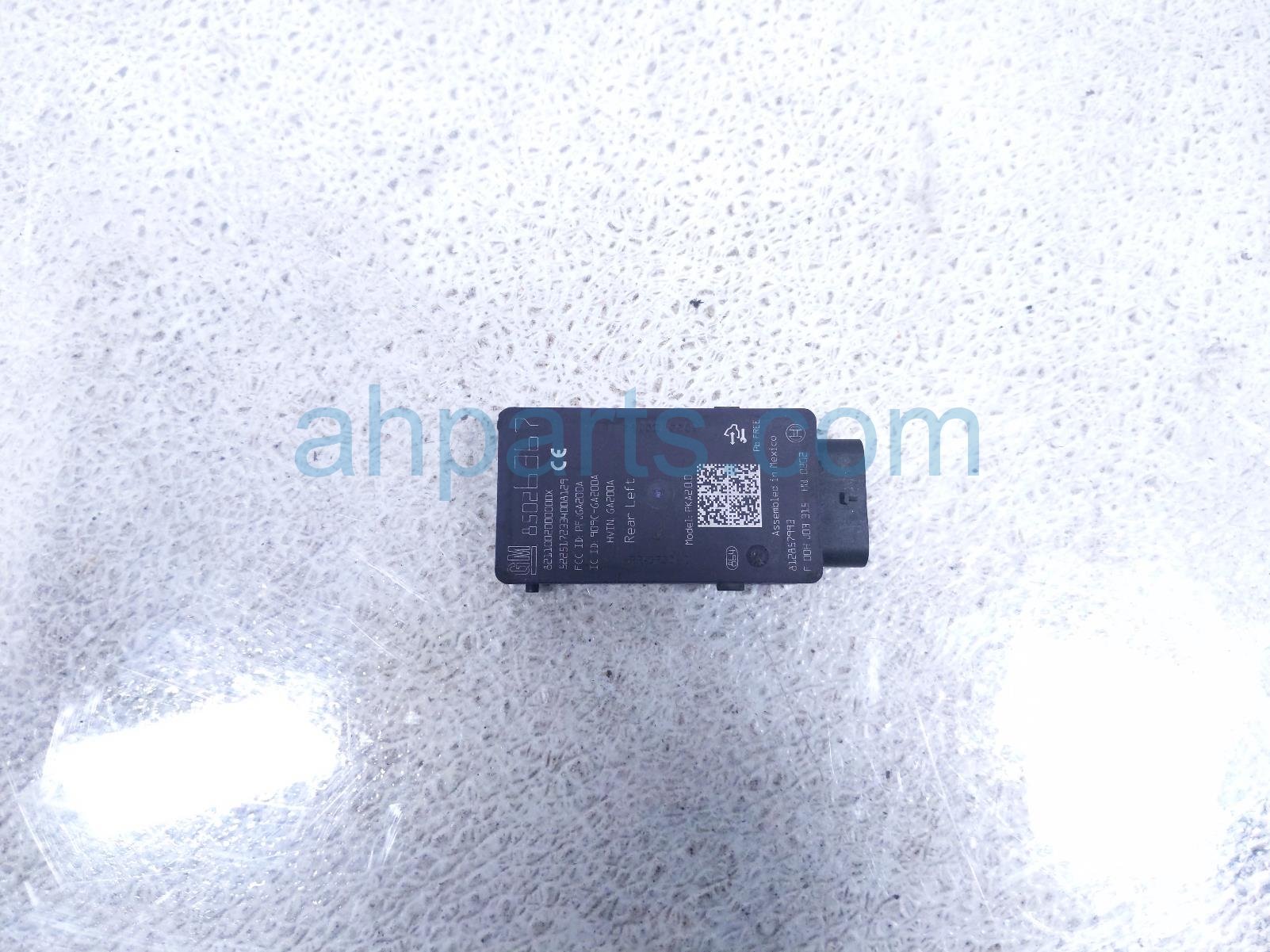 2026 GMC Acadia Telematics Transceiver Module Rl 85026367 Replacement 2026 GMC Acadia Telematics Transceiver Module Rl 85026367 Replacement thumbnail