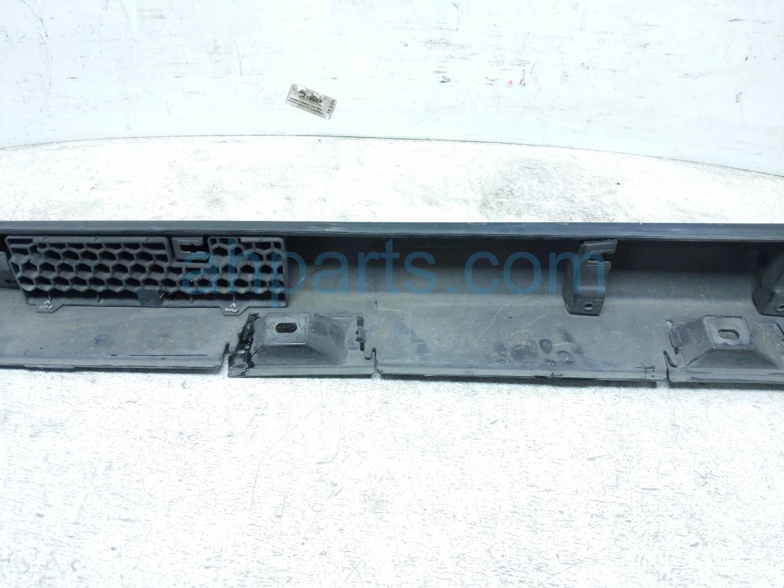 2018 Honda Civic Rocker Trim Passenger Side Skirt / Molding Black 71800 TGG A00ZC Replacement 2018 Honda Civic Rocker Trim Passenger Side Skirt / Molding Black 71800 TGG A00ZC Replacement thumbnail