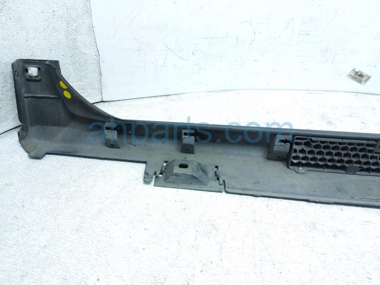 2018 Honda Civic Rocker Trim Passenger Side Skirt / Molding Black 71800 TGG A00ZC Replacement 2018 Honda Civic Rocker Trim Passenger Side Skirt / Molding Black 71800 TGG A00ZC Replacement thumbnail