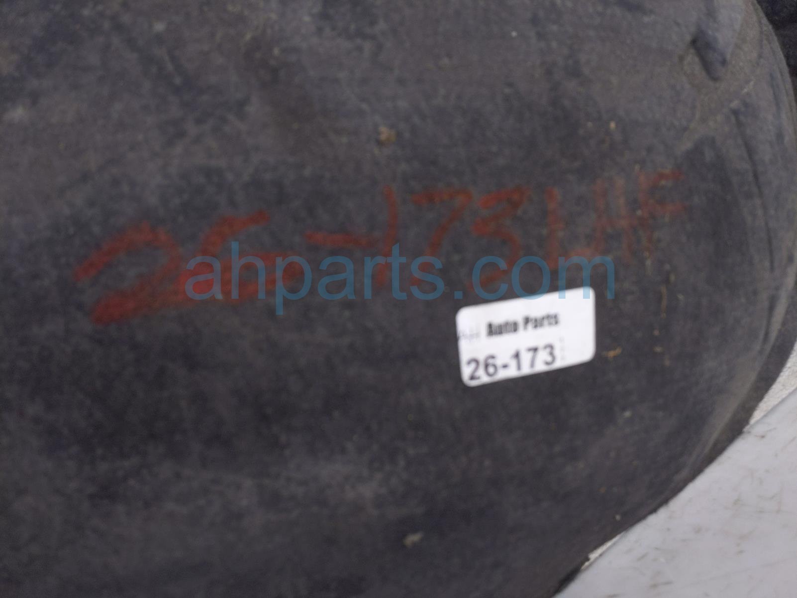 2017 Chevy Malibu Front Driver Inner Fender Liner 84062806 Replacement 2017 Chevy Malibu Front Driver Inner Fender Liner 84062806 Replacement thumbnail