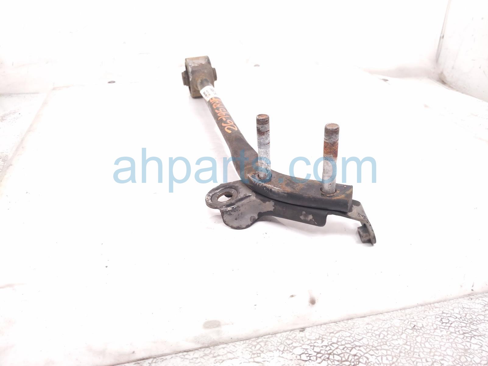 2000 Toyota Tacoma Lower Control Arm Front Passenger Strut Rod 48660 35011 Replacement 2000 Toyota Tacoma Lower Control Arm Front Passenger Strut Rod 48660 35011 Replacement thumbnail