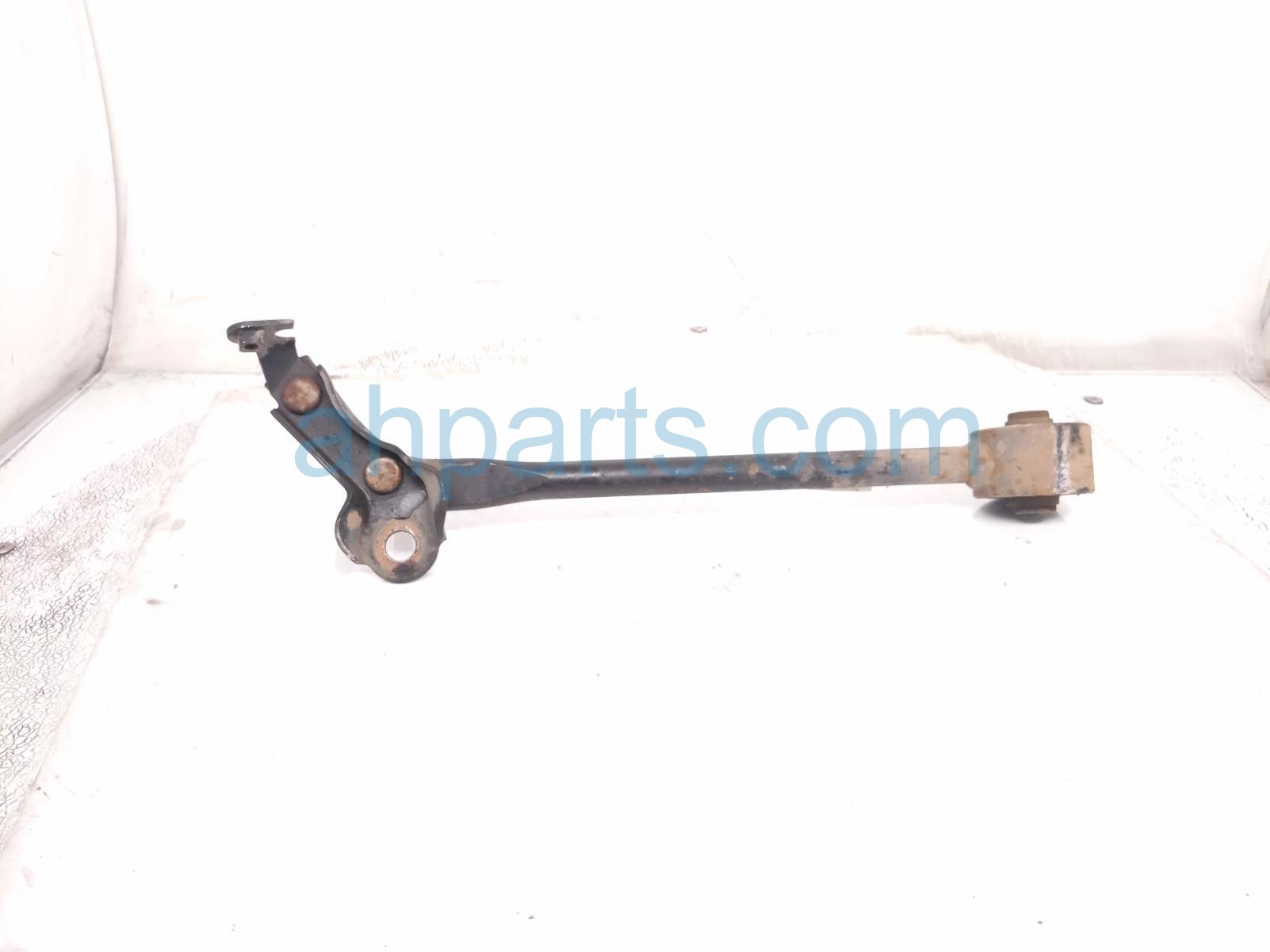 2000 Toyota Tacoma Lower Control Arm Front Passenger Strut Rod 48660 35011 Replacement 2000 Toyota Tacoma Lower Control Arm Front Passenger Strut Rod 48660 35011 Replacement thumbnail