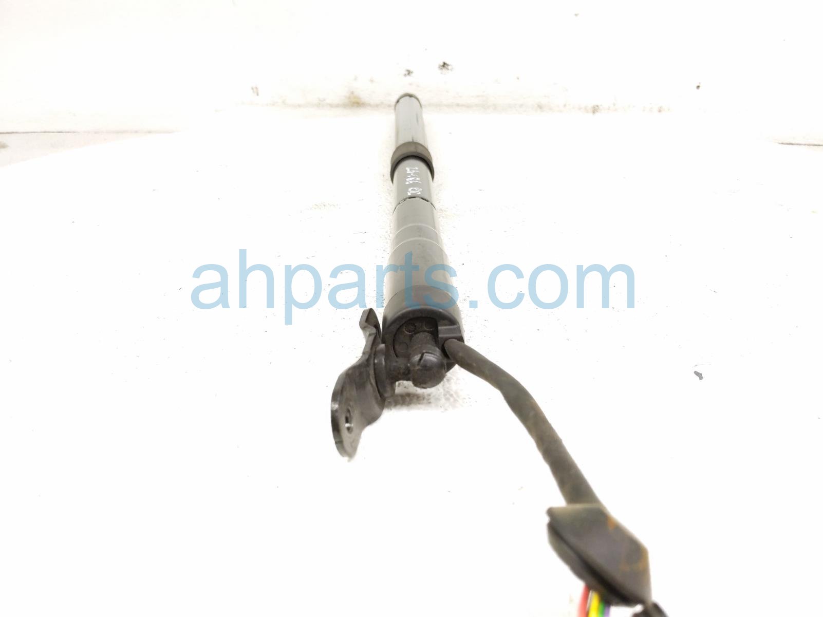 2025 Honda Pilot Rear Passenger Tailgate Shock Strut 74981 T90 305 Replacement 2025 Honda Pilot Rear Passenger Tailgate Shock Strut 74981 T90 305 Replacement thumbnail