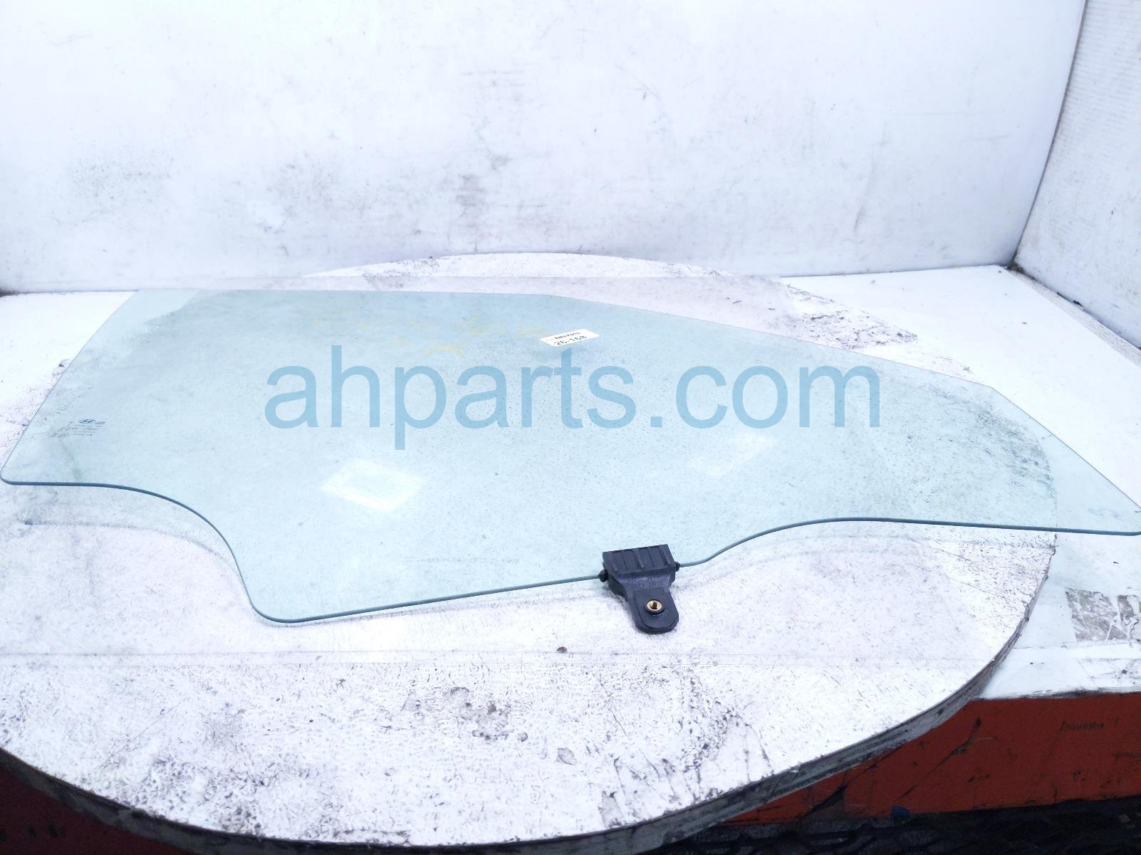 2026 Hyundai Venue Front Passenger Door Glass Window 82420 K2000 Replacement 2026 Hyundai Venue Front Passenger Door Glass Window 82420 K2000 Replacement thumbnail