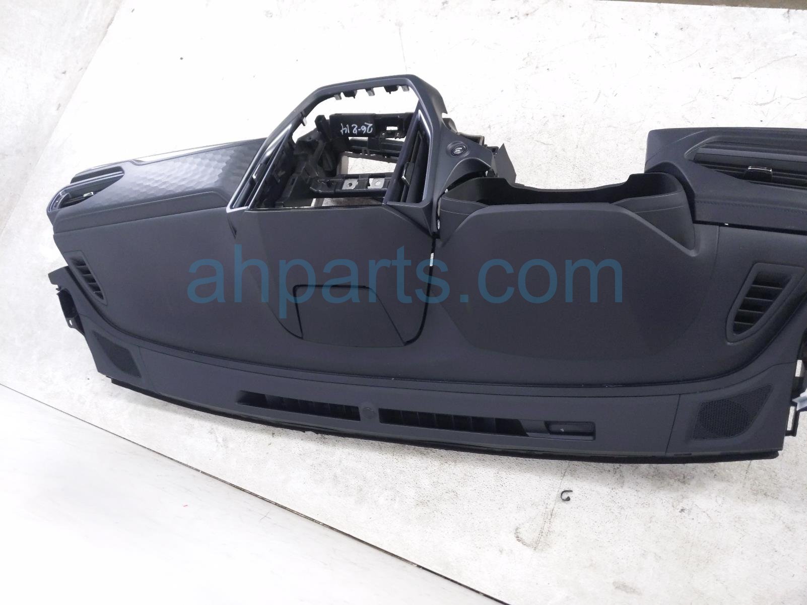 2025 Subaru Forester Dashboard W/ Airbag 66049VC011 Replacement 2025 Subaru Forester Dashboard W/ Airbag 66049VC011 Replacement thumbnail