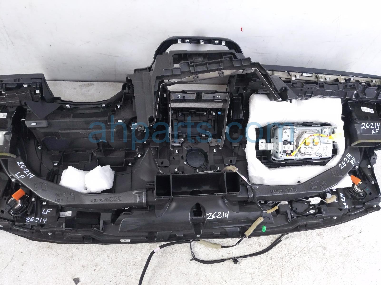2025 Subaru Forester Dashboard W/ Airbag 66049VC011 Replacement 2025 Subaru Forester Dashboard W/ Airbag 66049VC011 Replacement thumbnail