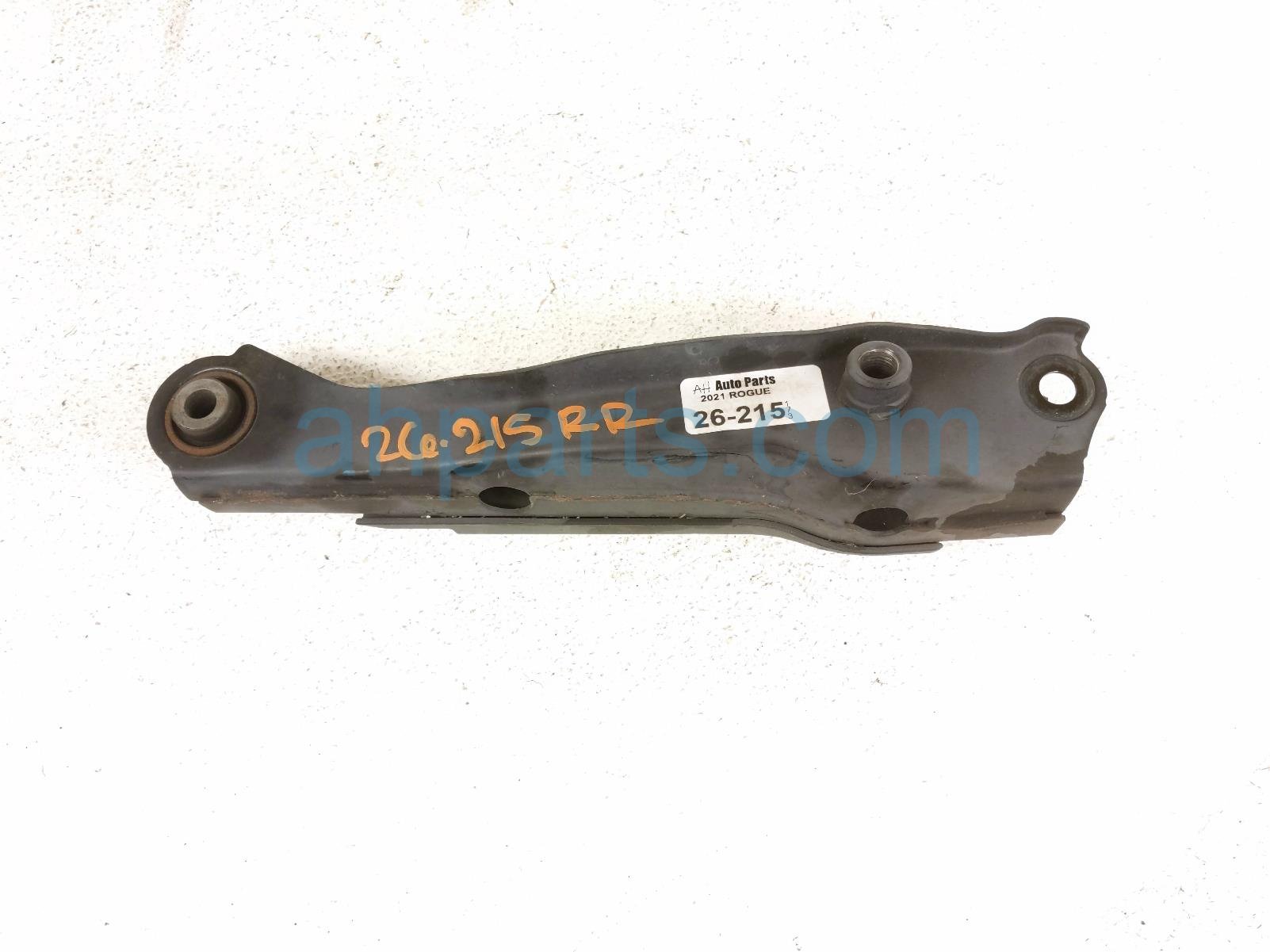 Nissan RR/RH TRAILING LOWER CONTROL ARM