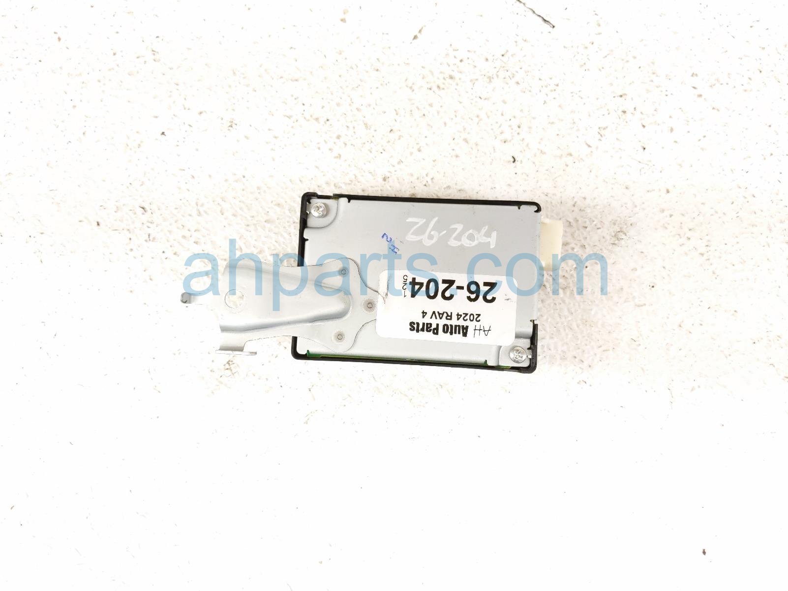2024 Toyota Rav 4 Keys & Tpms Receiver Module 897B0 0R120 Replacement 2024 Toyota Rav 4 Keys & Tpms Receiver Module 897B0 0R120 Replacement thumbnail