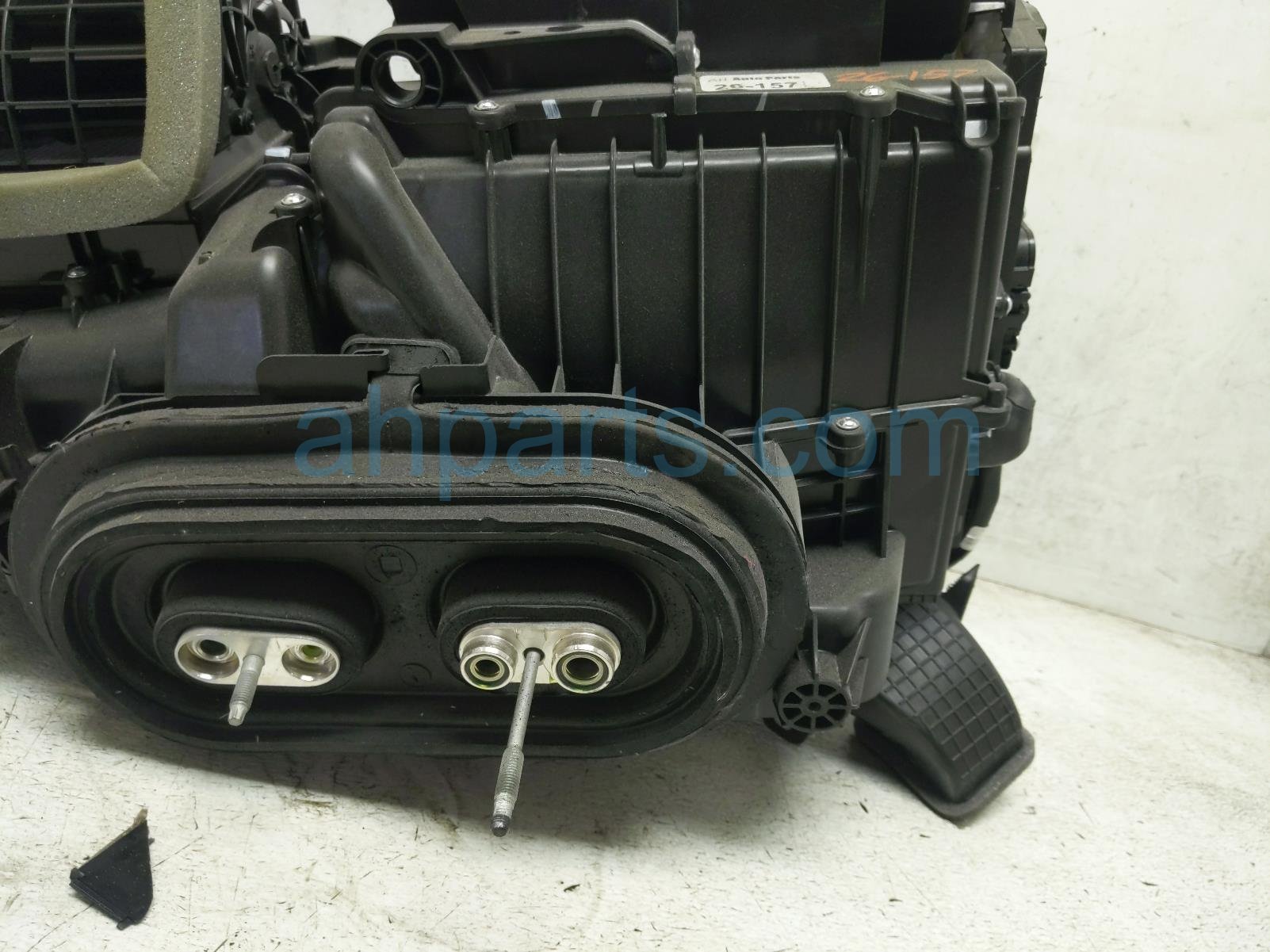 2026 Chevy Equinoxev Heater Core Hvac Blower Motor Evap Housing Assy 85868484 Replacement 2026 Chevy Equinoxev Heater Core Hvac Blower Motor Evap Housing Assy 85868484 Replacement thumbnail