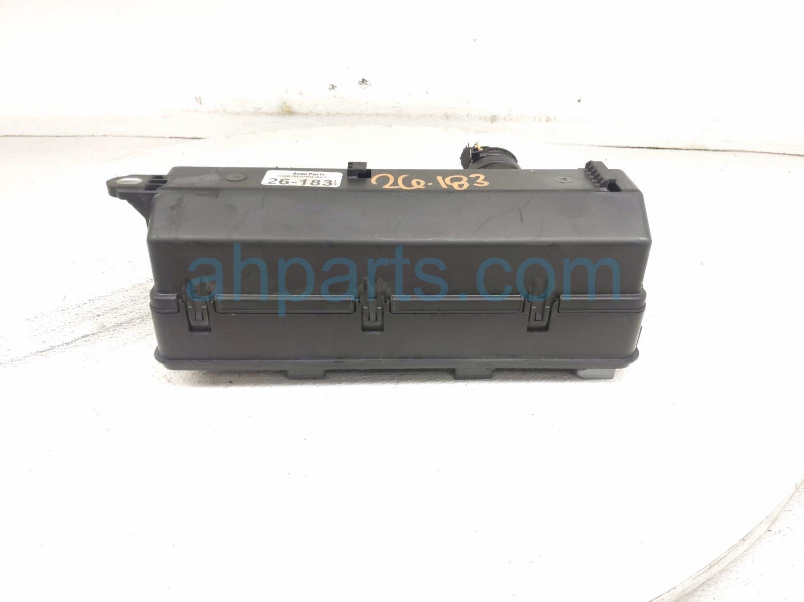2020 Land Rover Range Rover Sport Rear Passenger Junction Fuse Box 3.0l LR041091 Replacement 2020 Land Rover Range Rover Sport Rear Passenger Junction Fuse Box 3.0l LR041091 Replacement thumbnail