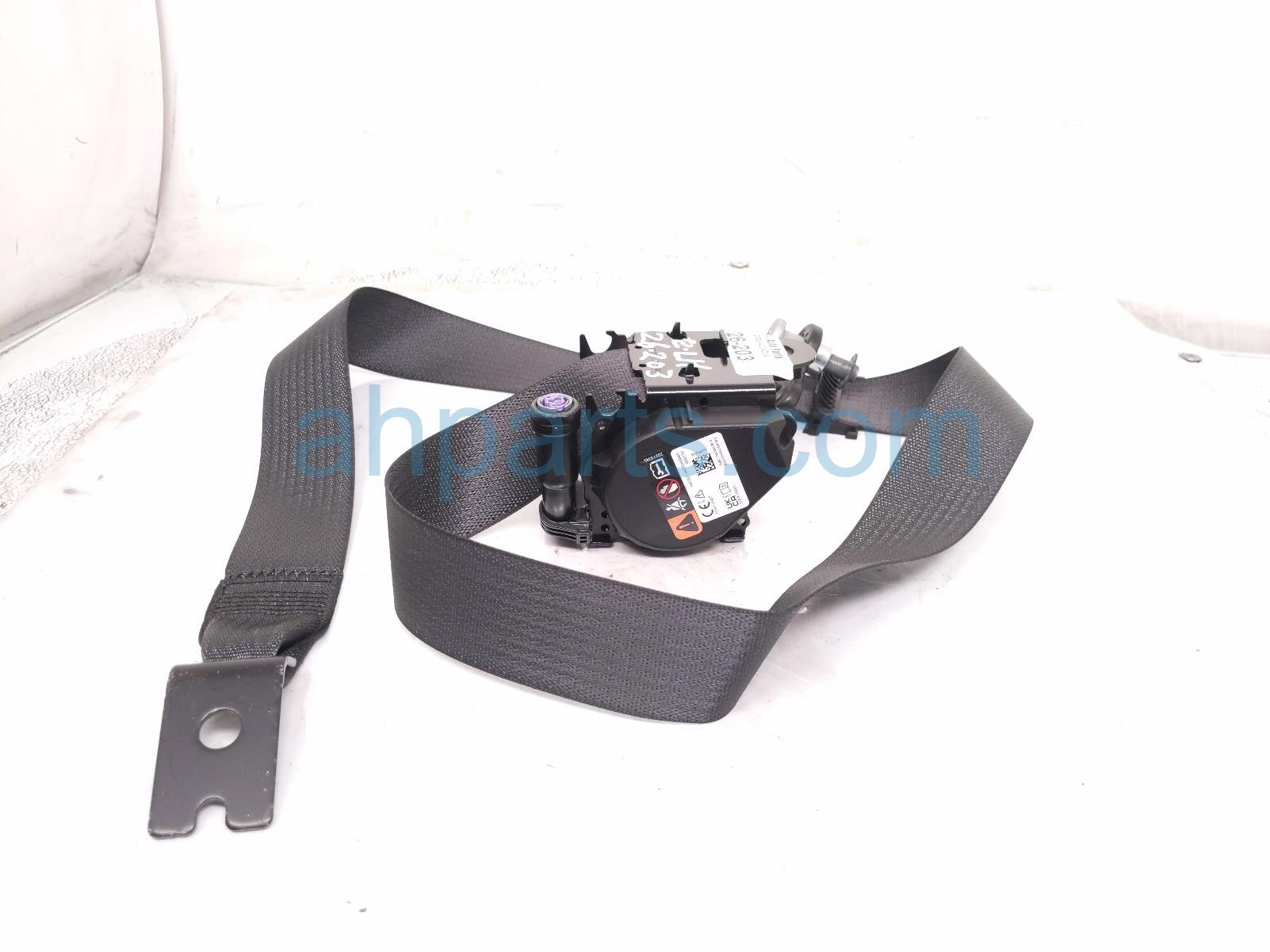 2026 GMC Acadia Rear Seat 2nd Row Driver Belt Retractor Black 26589252 Replacement 2026 GMC Acadia Rear Seat 2nd Row Driver Belt Retractor Black 26589252 Replacement thumbnail