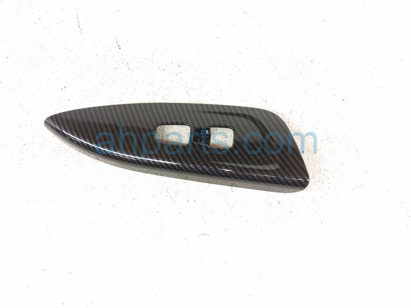2020 Hyundai Veloster Door Trim Panel / Liner Front Passenger Window Switch Bezel black 93577 J3000 4X Replacement 2020 Hyundai Veloster Door Trim Panel / Liner Front Passenger Window Switch Bezel black 93577 J3000 4X Replacement thumbnail
