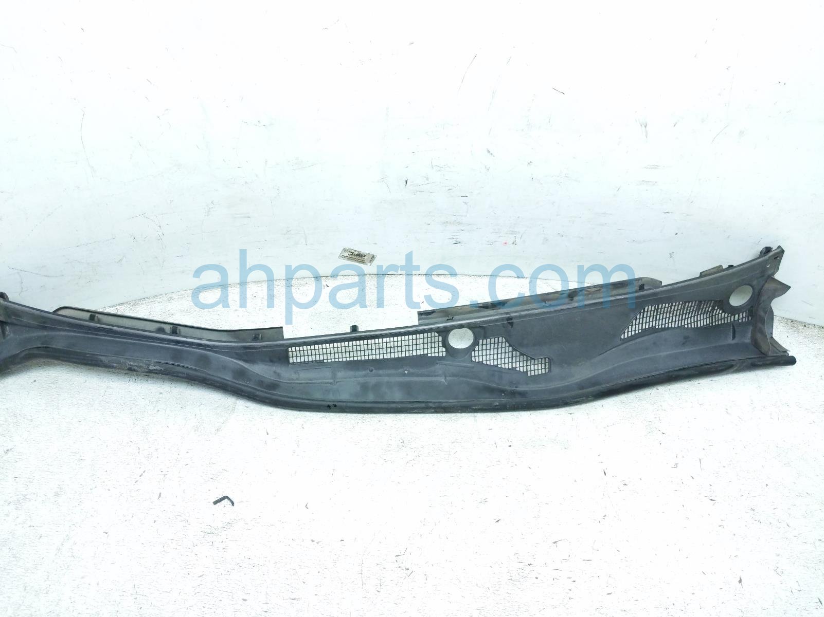 WINDSHIELD COWL GRILLE PANEL