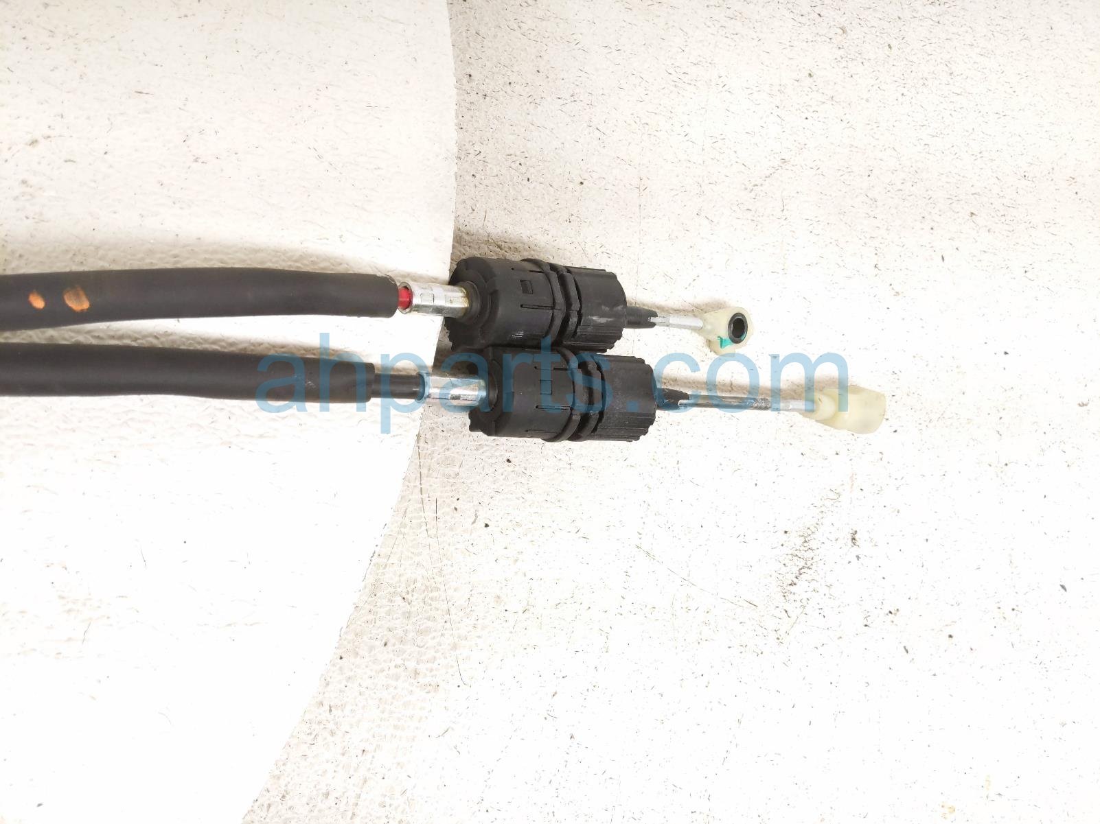 2020 Hyundai Veloster M.t Shifter Cable Assy 2.0t 46790 3V000 Replacement 2020 Hyundai Veloster M.t Shifter Cable Assy 2.0t 46790 3V000 Replacement thumbnail