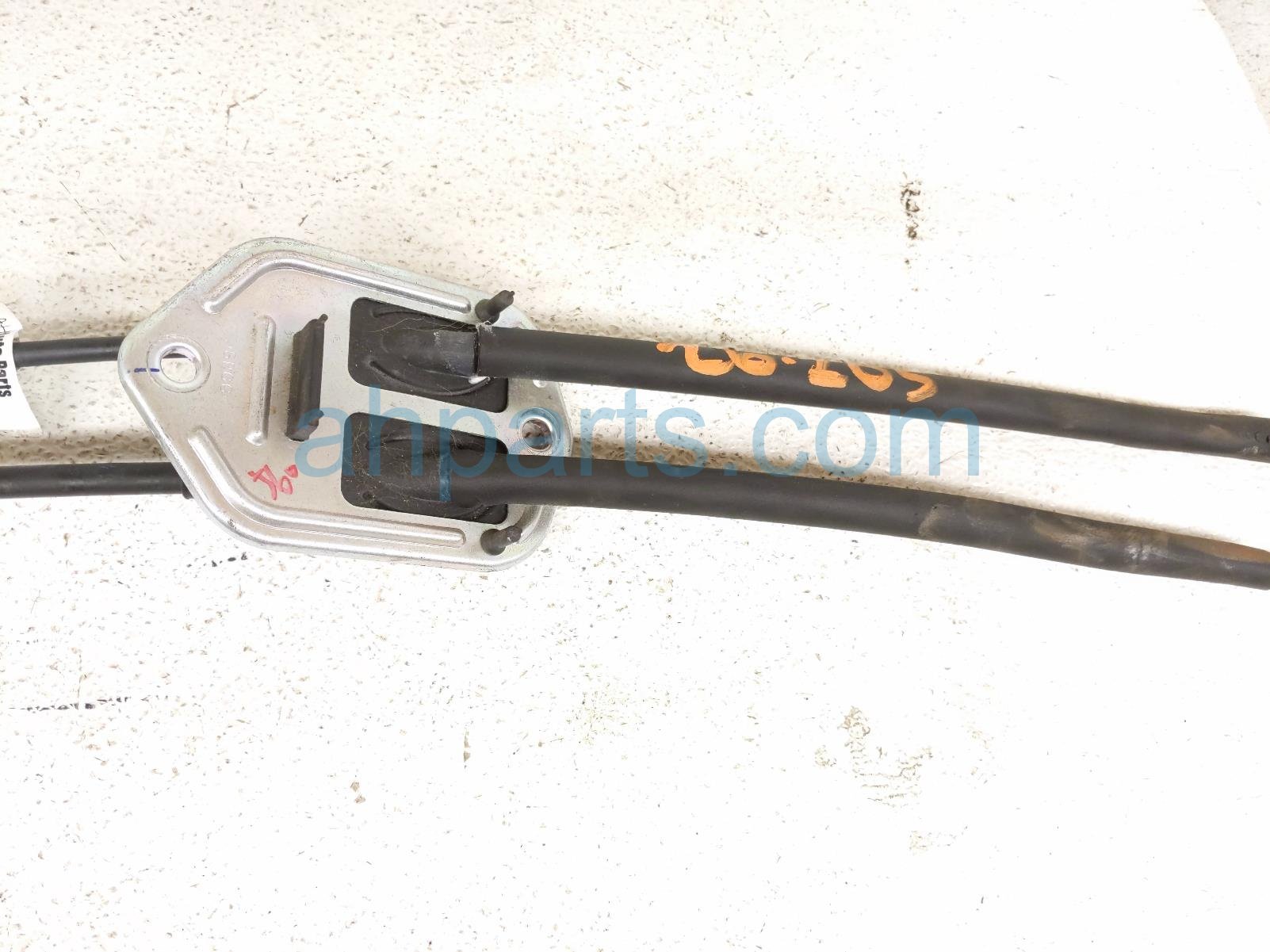 2020 Hyundai Veloster M.t Shifter Cable Assy 2.0t 46790 3V000 Replacement 2020 Hyundai Veloster M.t Shifter Cable Assy 2.0t 46790 3V000 Replacement thumbnail