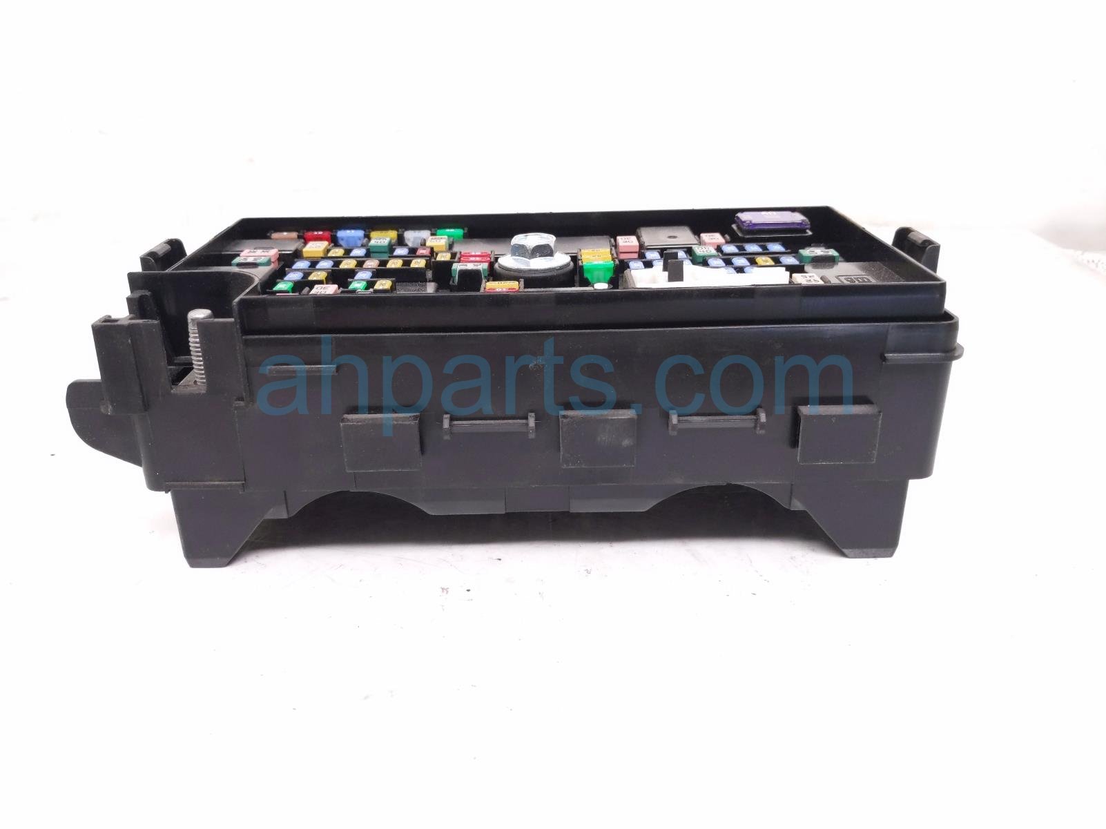 2026 GMC Acadia Engine Fuse Box 2.5l Fwd 26598724 Replacement 2026 GMC Acadia Engine Fuse Box 2.5l Fwd 26598724 Replacement thumbnail