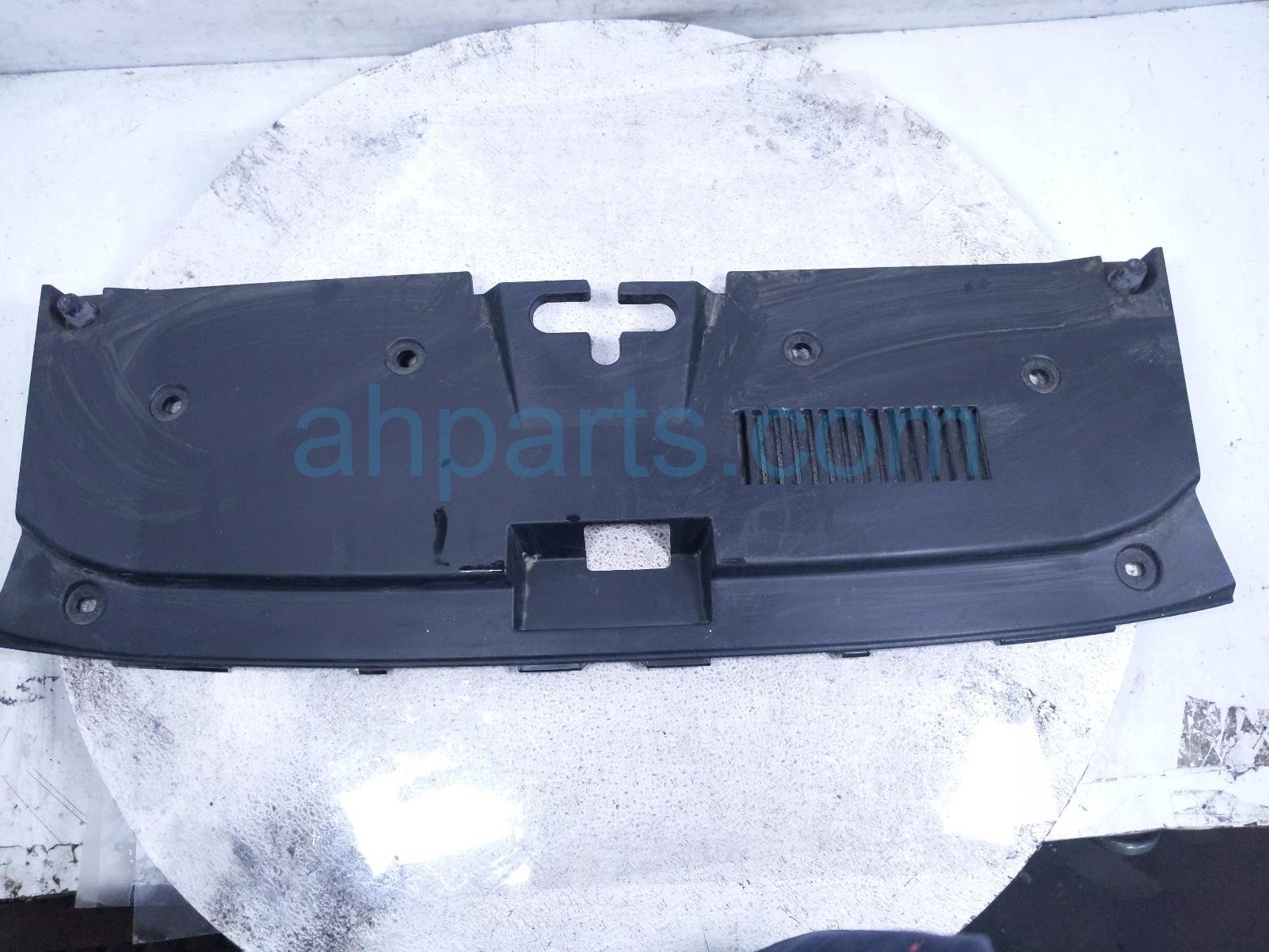 Honda UPPER GRILLE ENGINE SIGHT SHIELD