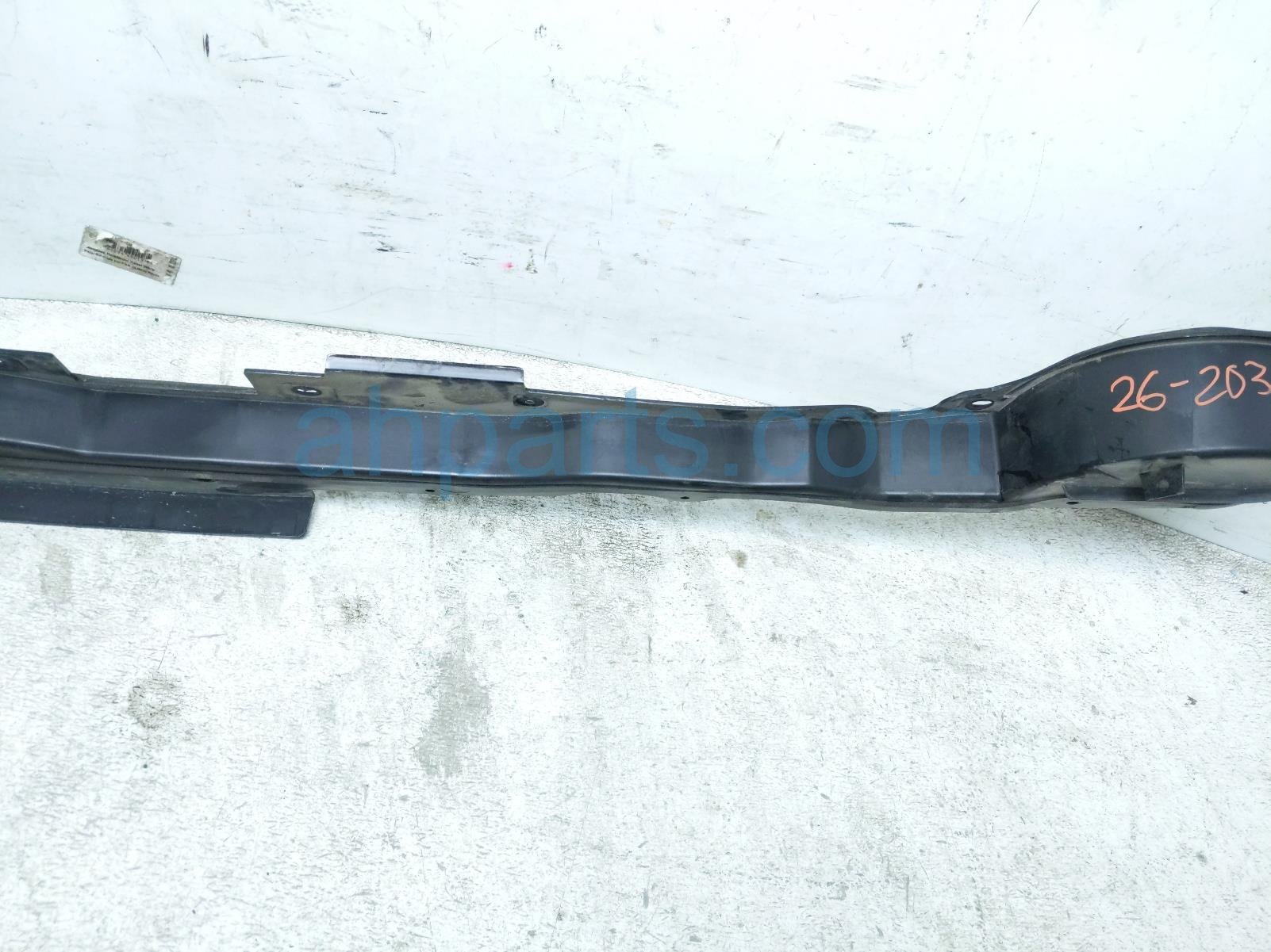 2026 GMC Acadia Fr Bumper Upper Reinforcement Brkt 84927940 Replacement 2026 GMC Acadia Fr Bumper Upper Reinforcement Brkt 84927940 Replacement thumbnail