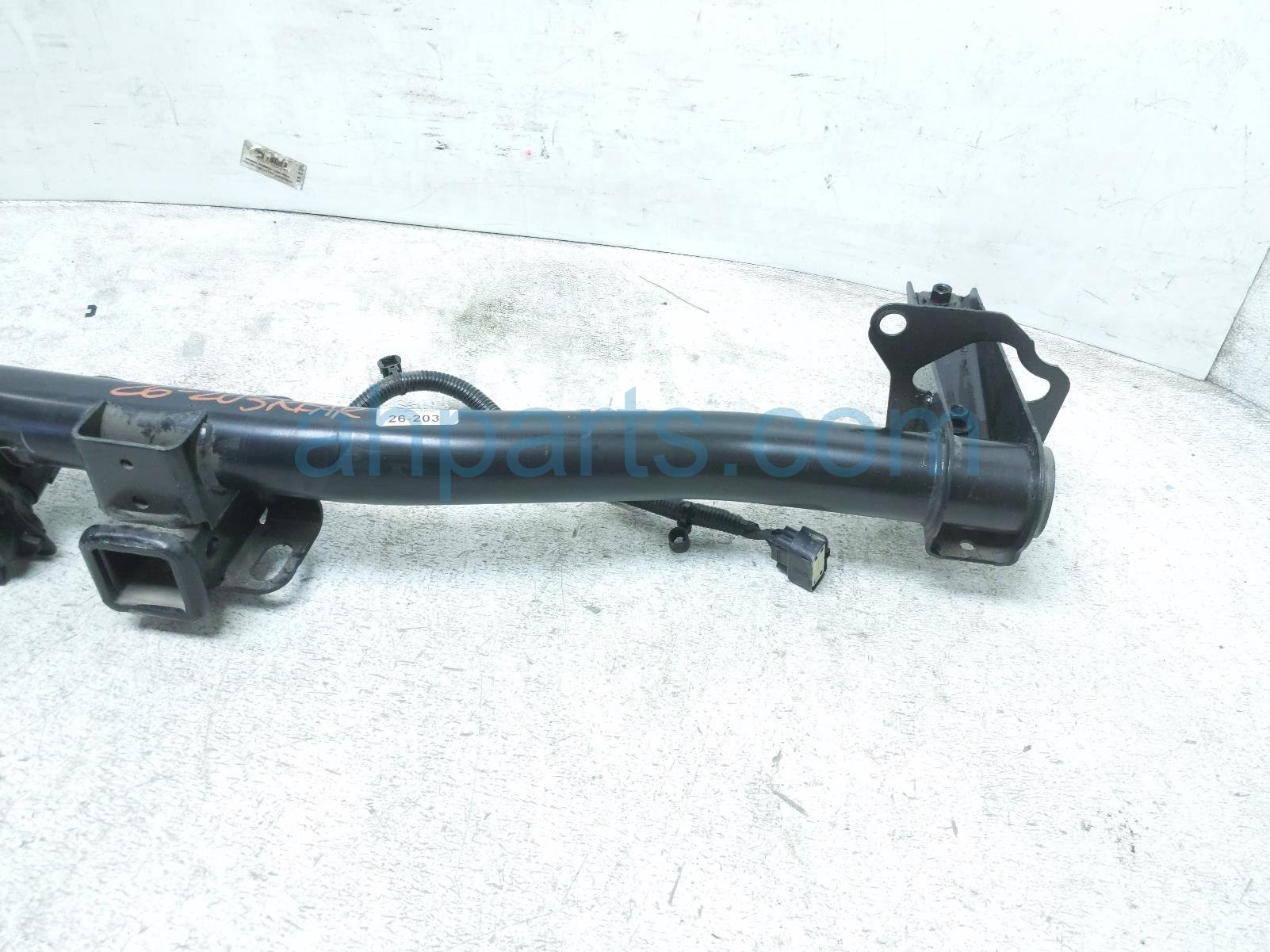 2026 GMC Acadia Rear Tow Hitch Receiver Assy 84726075 Replacement 2026 GMC Acadia Rear Tow Hitch Receiver Assy 84726075 Replacement thumbnail