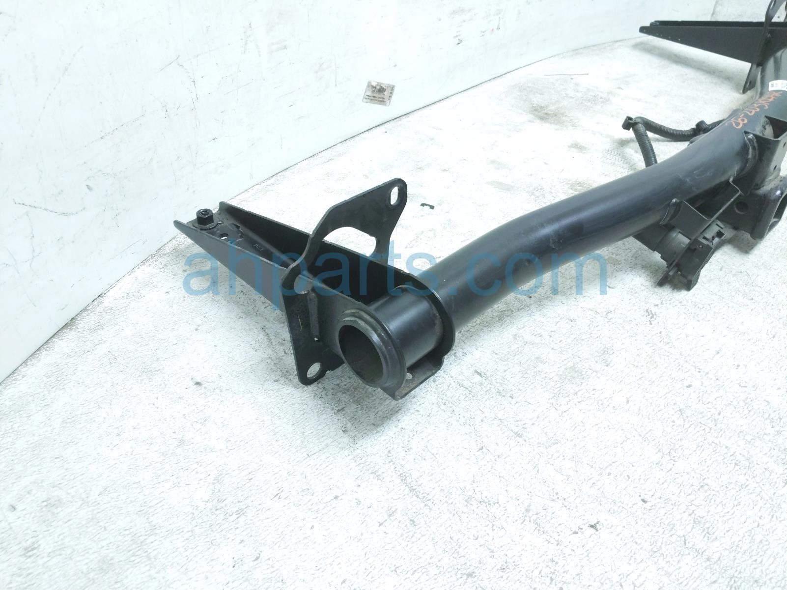2026 GMC Acadia Rear Tow Hitch Receiver Assy 84726075 Replacement 2026 GMC Acadia Rear Tow Hitch Receiver Assy 84726075 Replacement thumbnail