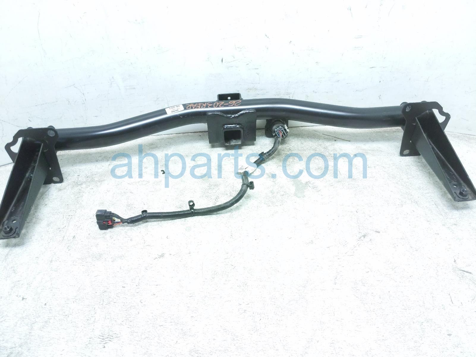 2026 GMC Acadia Rear Tow Hitch Receiver Assy 84726075 Replacement 2026 GMC Acadia Rear Tow Hitch Receiver Assy 84726075 Replacement thumbnail