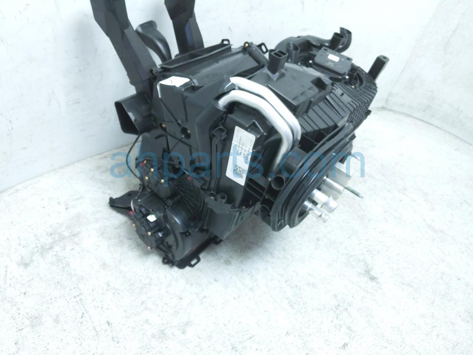 2026 GMC Acadia Core Hvac Heater Box Assy 26526739 Replacement 2026 GMC Acadia Core Hvac Heater Box Assy 26526739 Replacement thumbnail