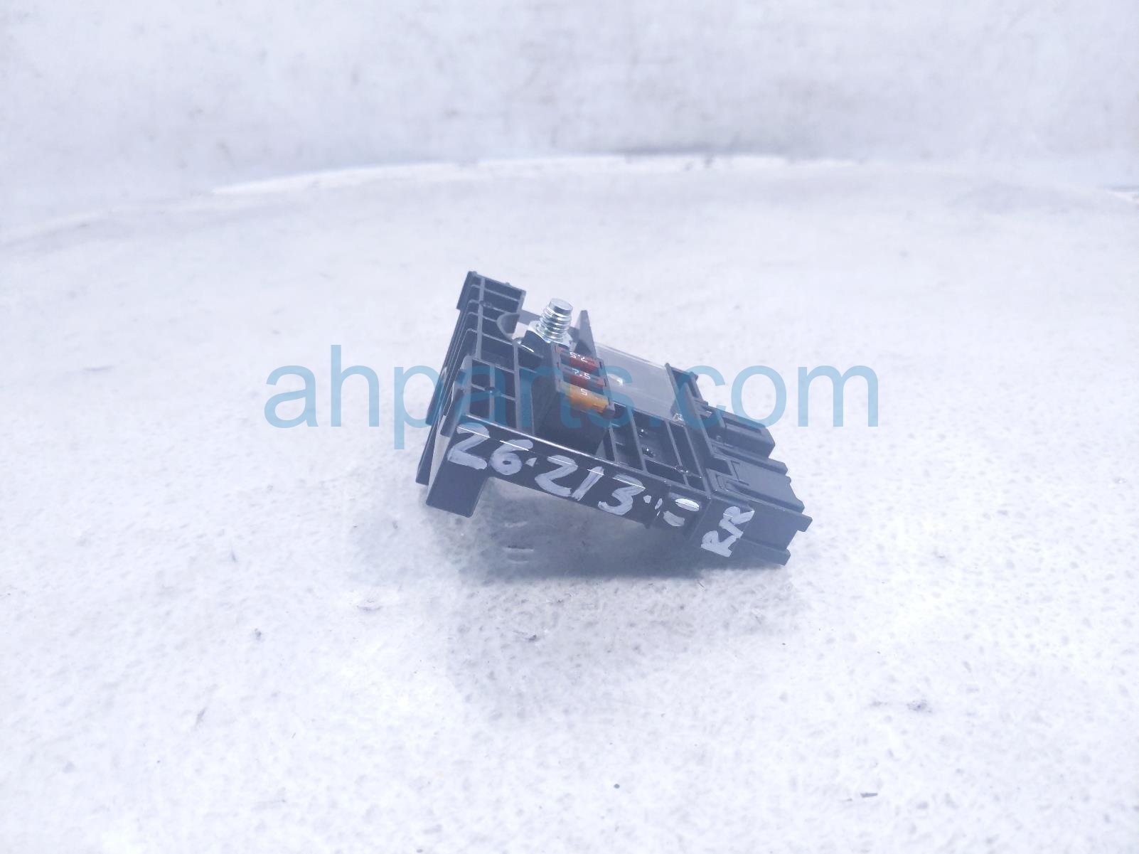 2020 Toyota Avalon Box Battery Terminal Fuse Block 82620 33160 Replacement 2020 Toyota Avalon Box Battery Terminal Fuse Block 82620 33160 Replacement thumbnail