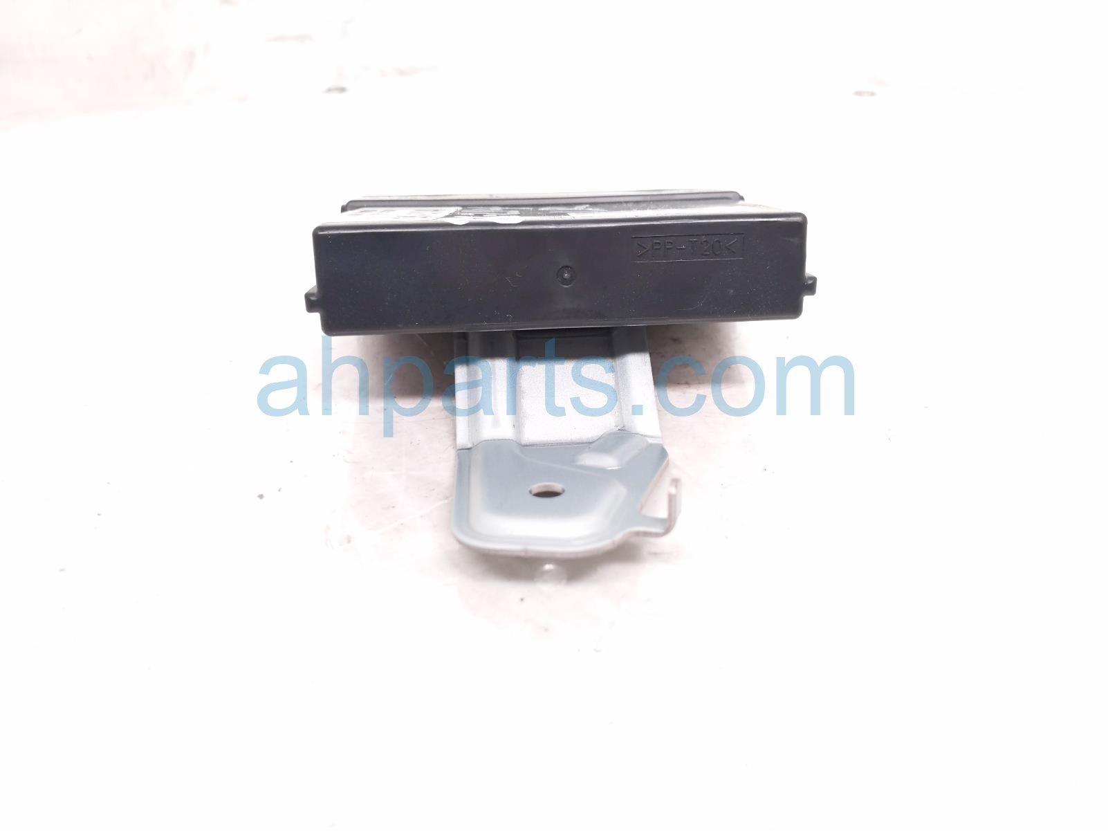 2025 Subaru Forester Rear Driver Blind Spot Radar Sensor 87631SL000 Replacement 2025 Subaru Forester Rear Driver Blind Spot Radar Sensor 87631SL000 Replacement thumbnail