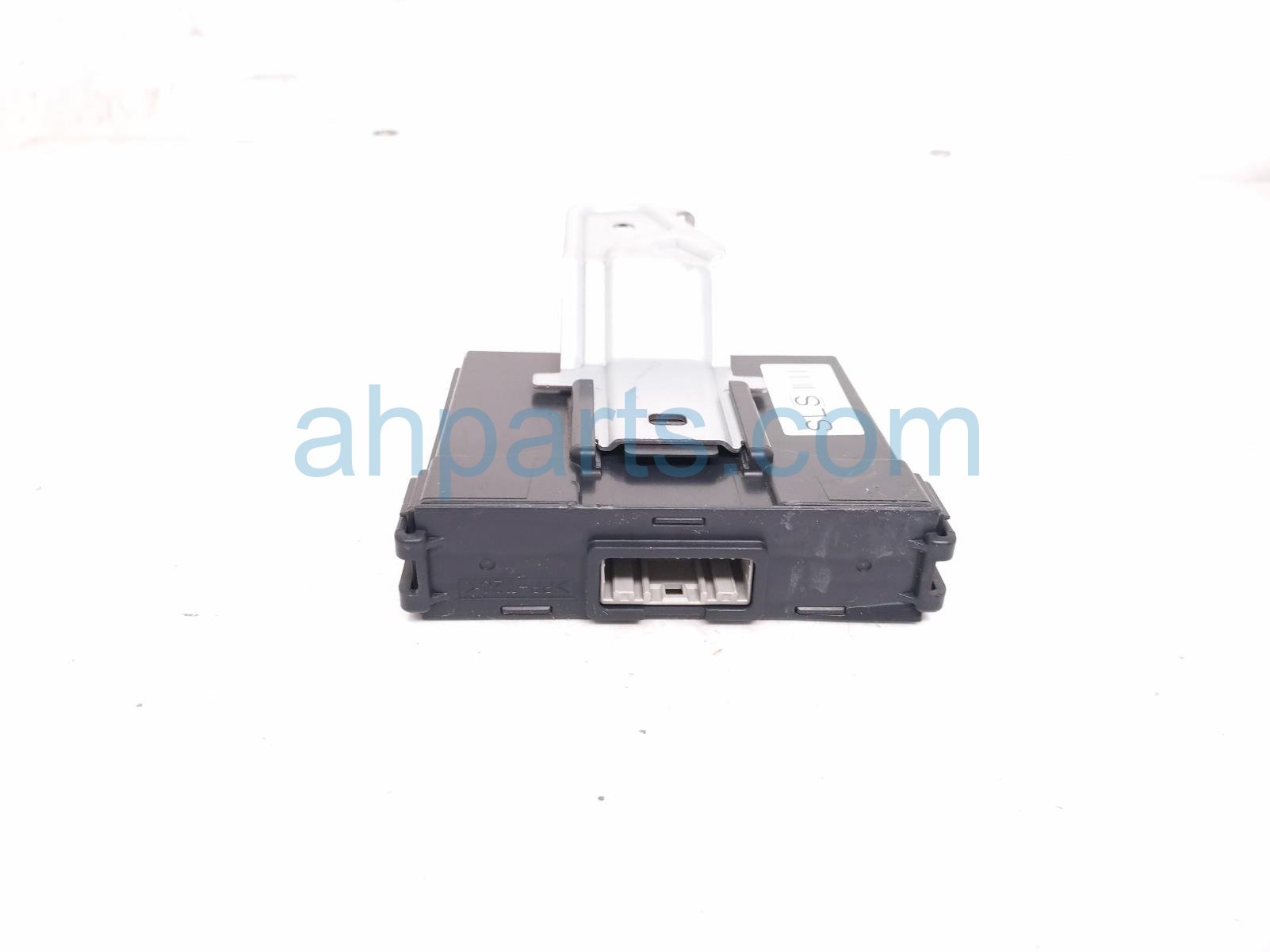 2025 Subaru Forester Rear Driver Blind Spot Radar Sensor 87631SL000 Replacement 2025 Subaru Forester Rear Driver Blind Spot Radar Sensor 87631SL000 Replacement thumbnail