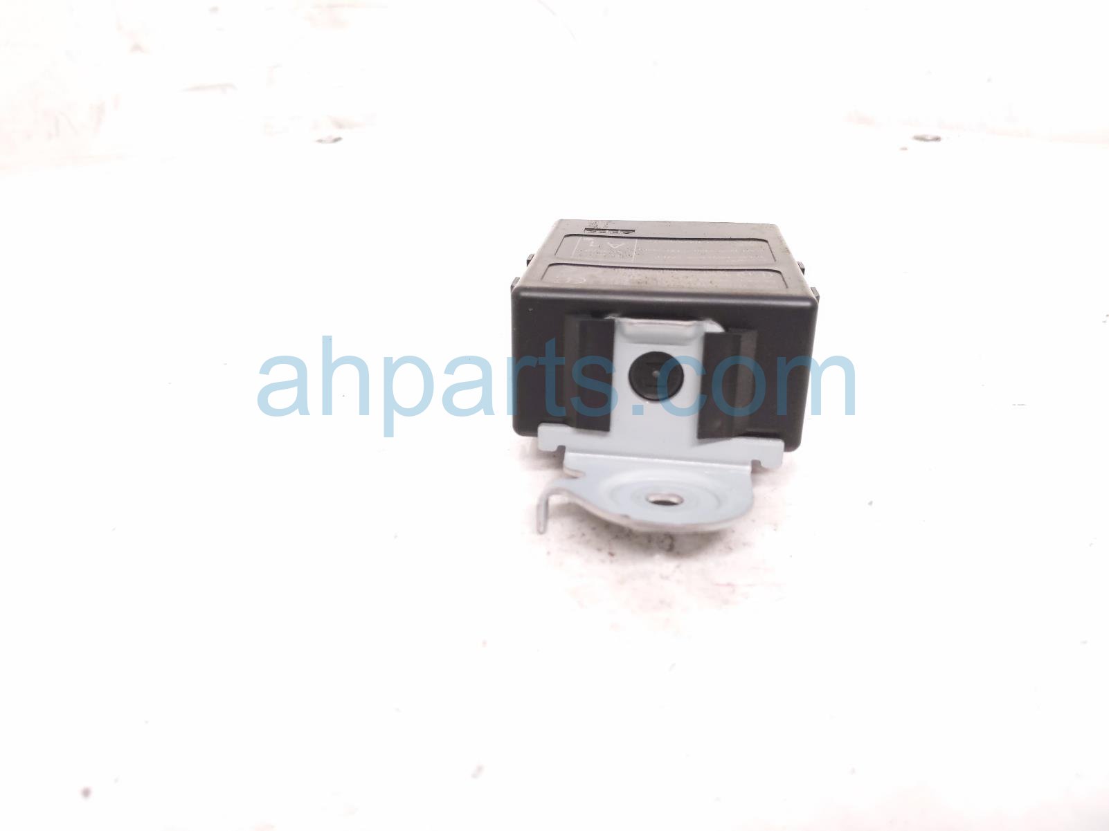 2025 Subaru Forester Keys & Tpms Control Module Rl 88035SL000 Replacement 2025 Subaru Forester Keys & Tpms Control Module Rl 88035SL000 Replacement thumbnail