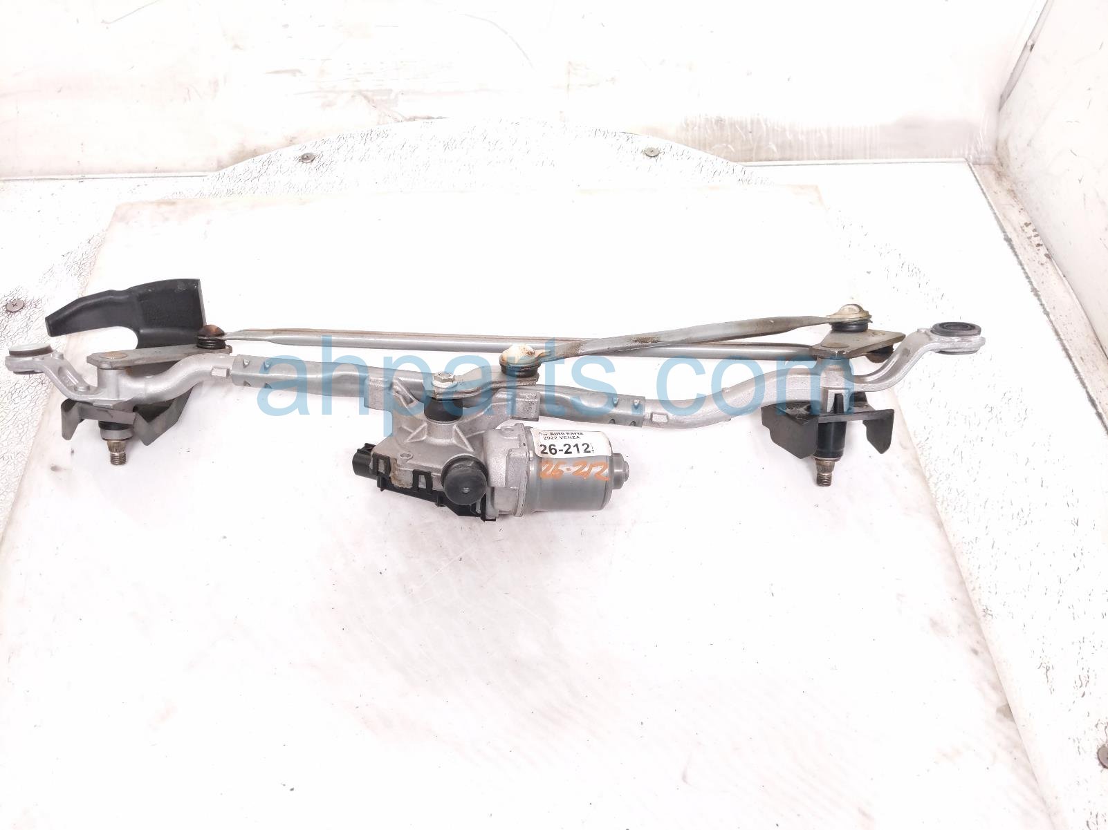 Toyota FRT WINDSHIELD WIPER MOTOR & LINKAGE