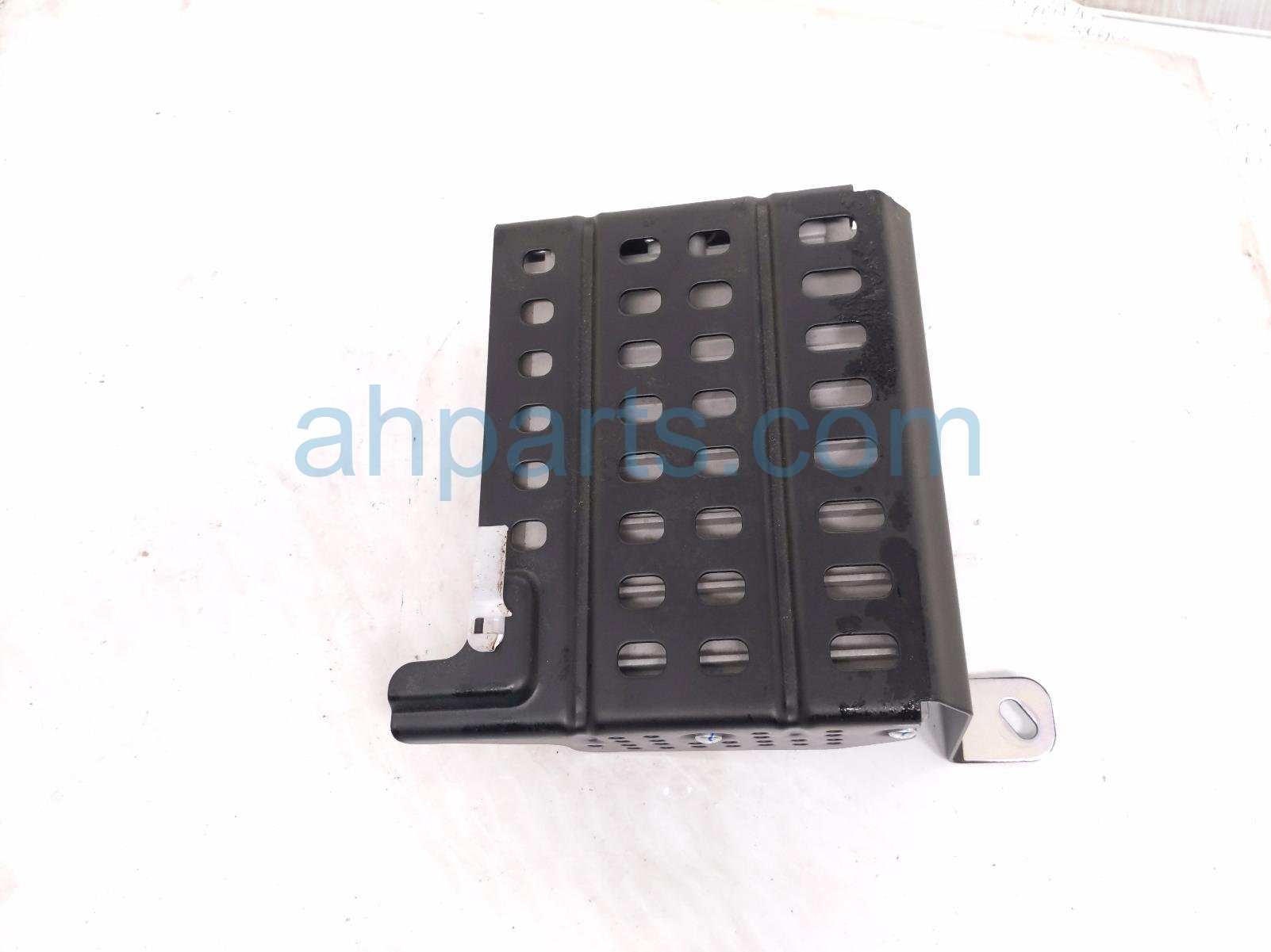2025 Subaru Forester Audio Amplifier Front Right 86221SL011 Replacement 2025 Subaru Forester Audio Amplifier Front Right 86221SL011 Replacement thumbnail