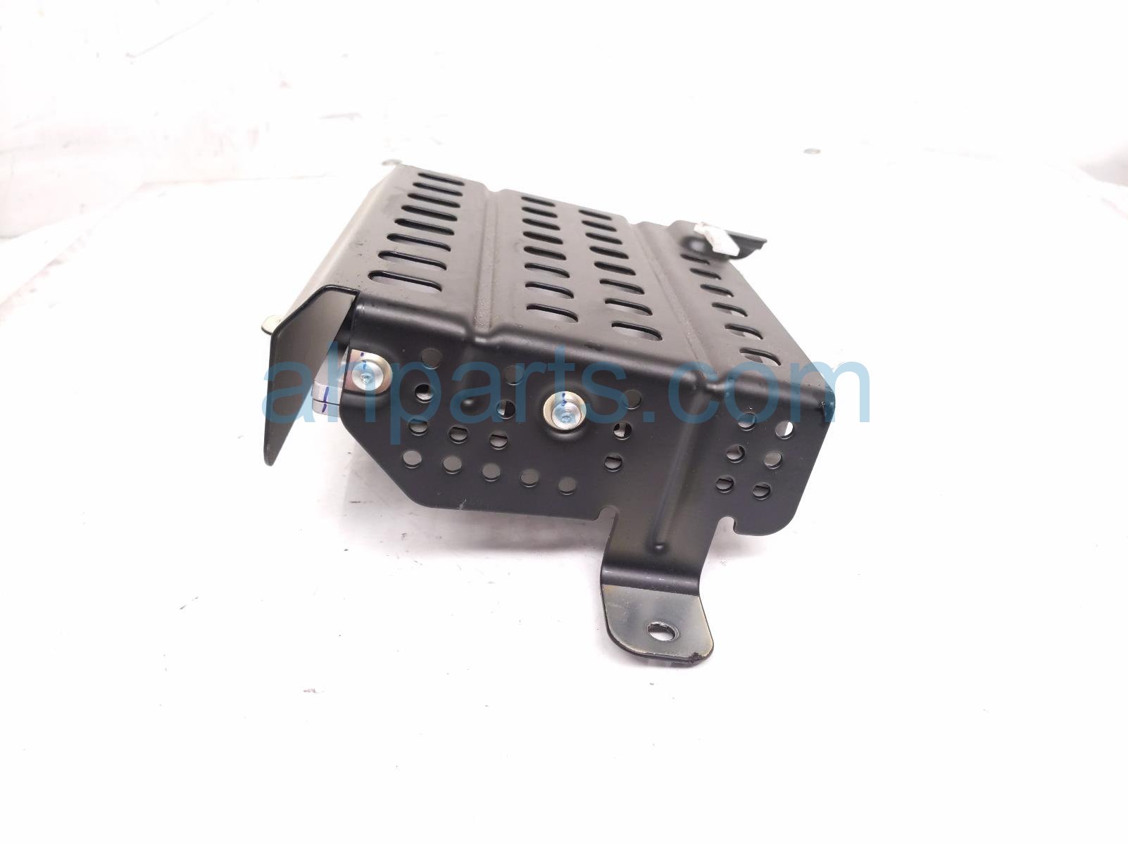 2025 Subaru Forester Audio Amplifier Front Right 86221SL011 Replacement 2025 Subaru Forester Audio Amplifier Front Right 86221SL011 Replacement thumbnail