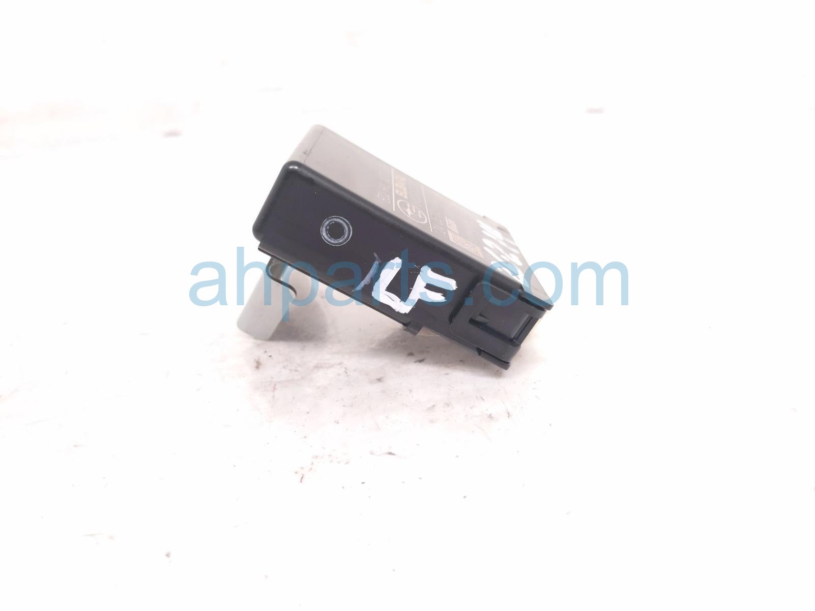 2025 Subaru Forester Driver Headlight Leveling Module 84051SL000 Replacement 2025 Subaru Forester Driver Headlight Leveling Module 84051SL000 Replacement thumbnail