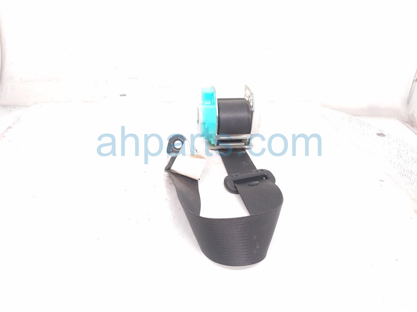 2018 Toyota Corolla Rear Passenger Seat Belt Retractor Black 73360 02560 C0 Replacement 2018 Toyota Corolla Rear Passenger Seat Belt Retractor Black 73360 02560 C0 Replacement thumbnail