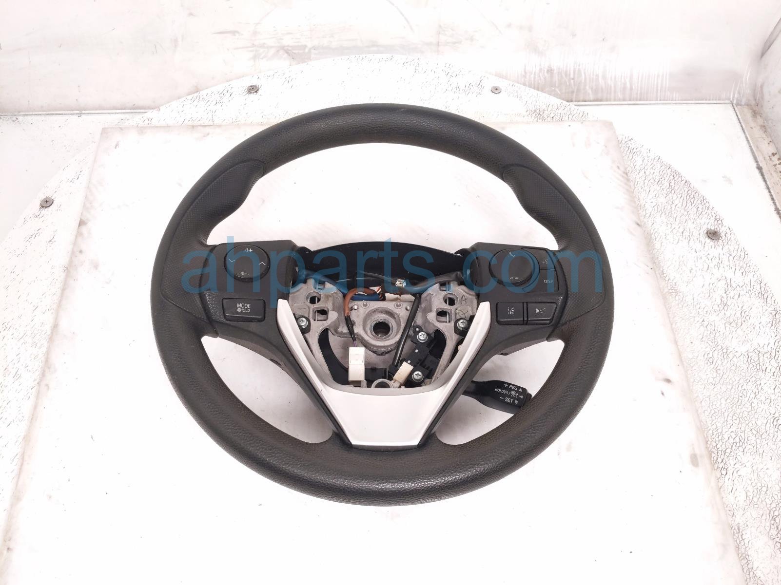 Toyota STEERING WHEEL - BLACK - L