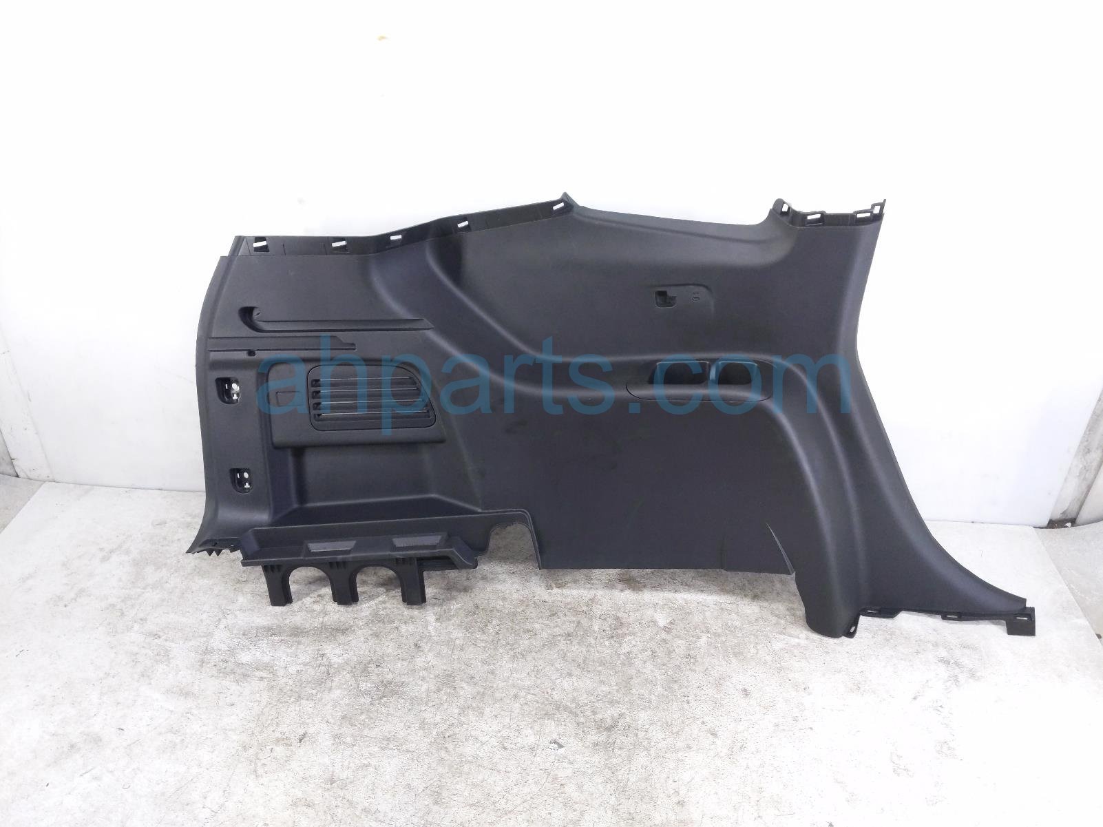 2026 GMC Acadia Rear Driver Quarter Trim Panel Gry 26529208 Replacement 2026 GMC Acadia Rear Driver Quarter Trim Panel Gry 26529208 Replacement thumbnail