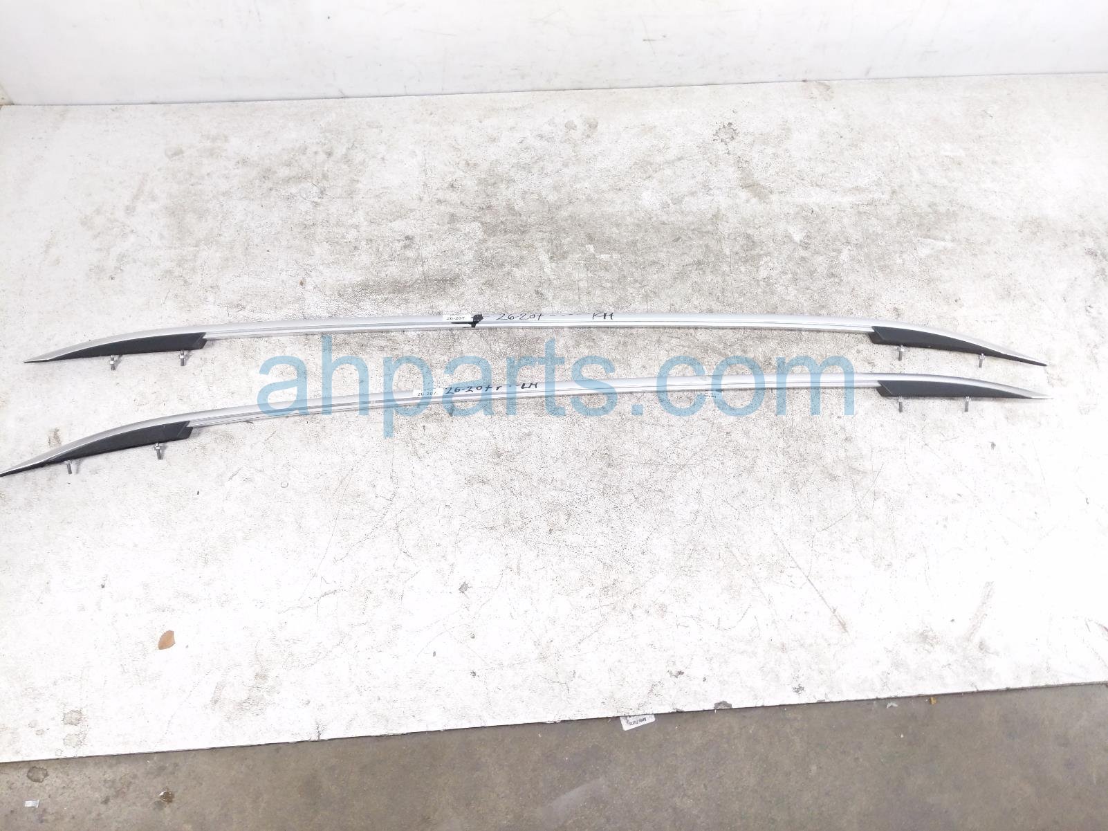 Volkswagen LH & RH ROOF RAILS ONLY