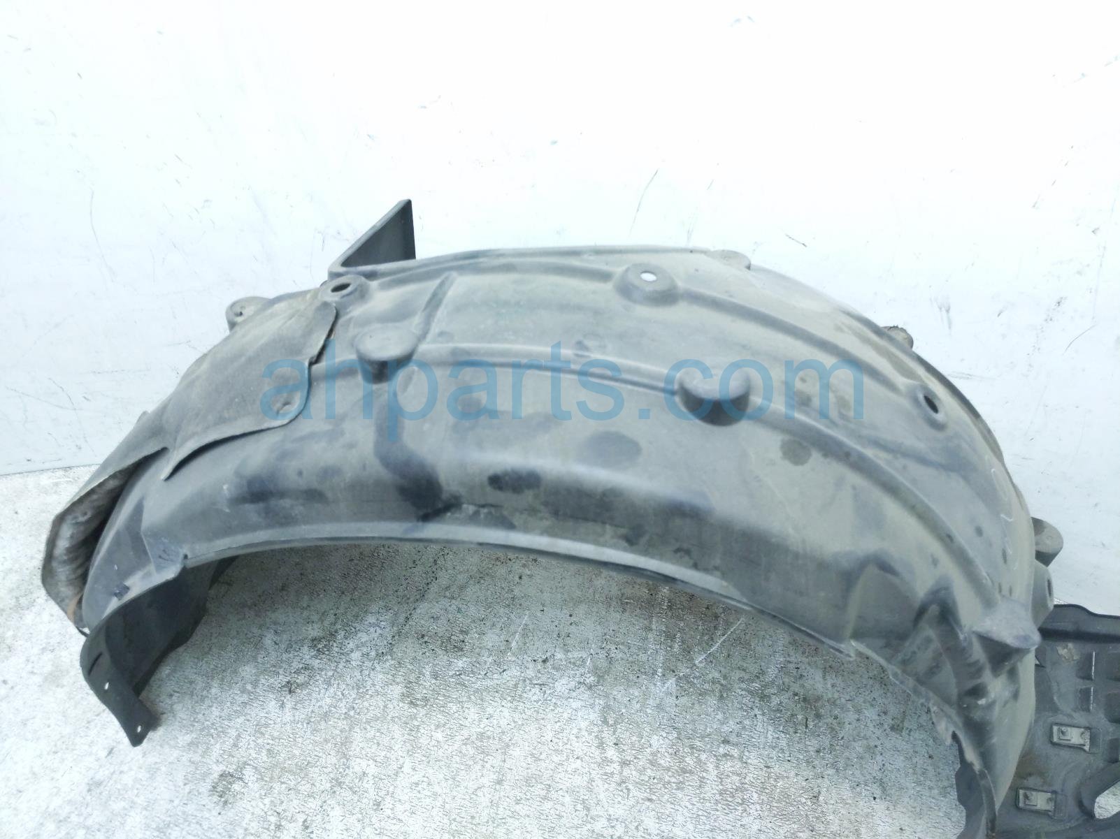 2018 Honda Civic Front Passenger Inner Fender Liner 74101 TGG A10 Replacement 2018 Honda Civic Front Passenger Inner Fender Liner 74101 TGG A10 Replacement thumbnail