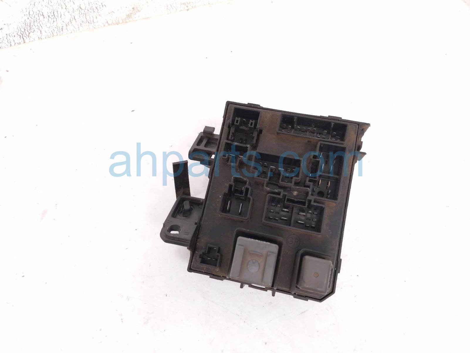 2000 Toyota Tacoma Engine Room Fuse Box 2.4l Fl 82641 04031 Replacement 2000 Toyota Tacoma Engine Room Fuse Box 2.4l Fl 82641 04031 Replacement thumbnail