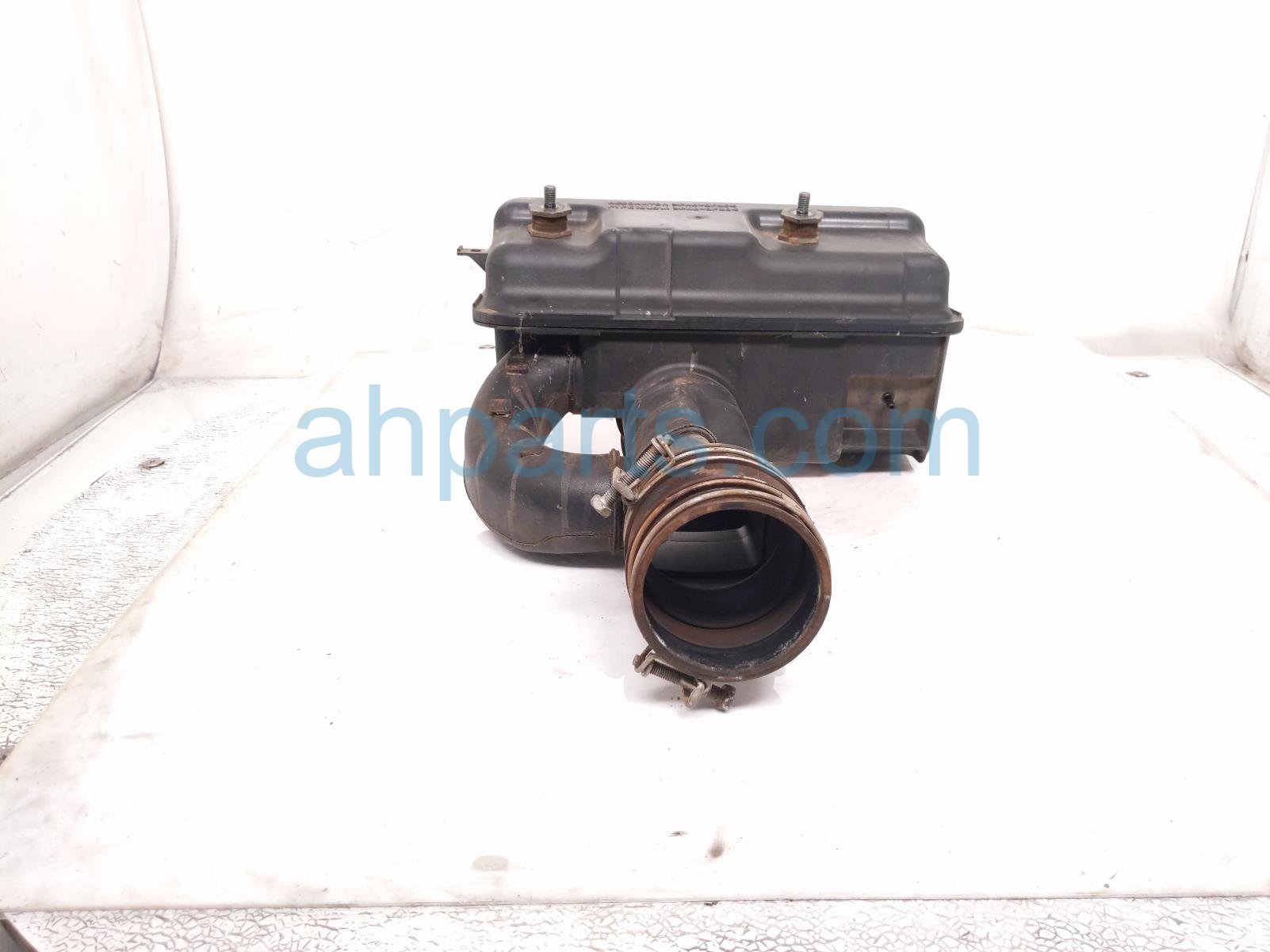 2000 Toyota Tacoma Air Intake Resonator & Tube 2.4l 17805 75100 Replacement 2000 Toyota Tacoma Air Intake Resonator & Tube 2.4l 17805 75100 Replacement thumbnail