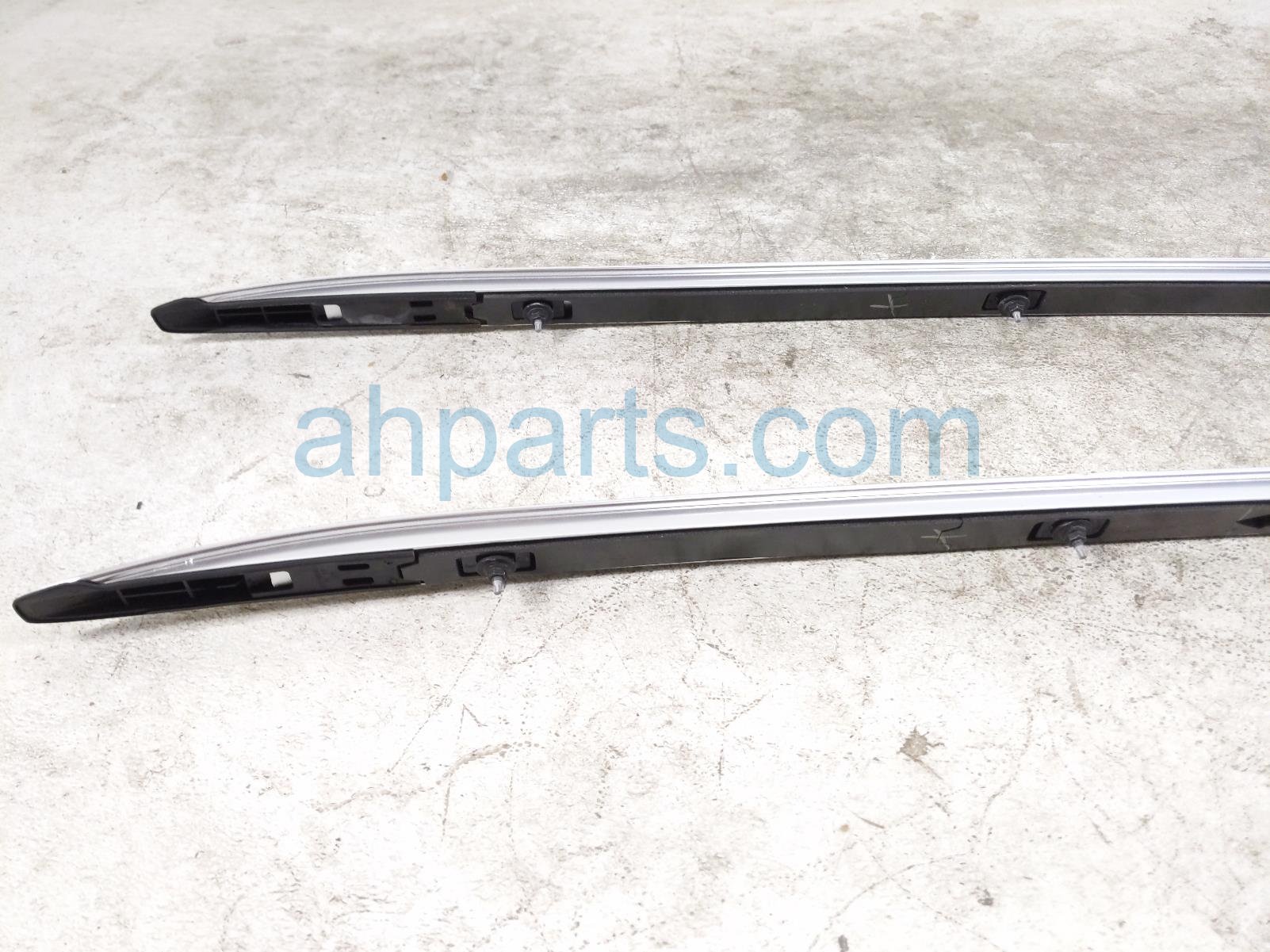 2026 Chevy Equinoxev Luggage Rack Driver & Passenger Roof Rails Only 85129157 Replacement 2026 Chevy Equinoxev Luggage Rack Driver & Passenger Roof Rails Only 85129157 Replacement thumbnail