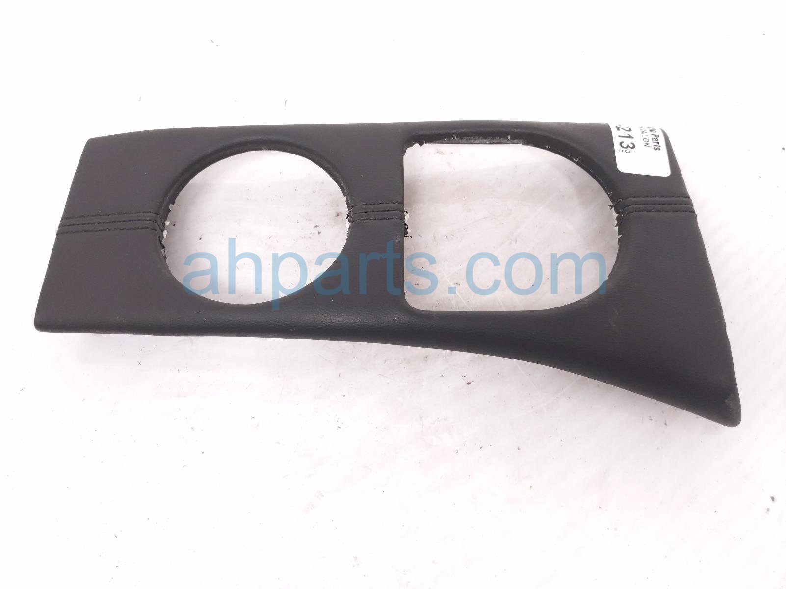 Toyota CENTER CONSOLE SHIFTER BEZEL-BLK