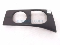 Toyota CENTER CONSOLE SHIFTER BEZEL-BLK Toyota CENTER CONSOLE SHIFTER BEZEL-BLK