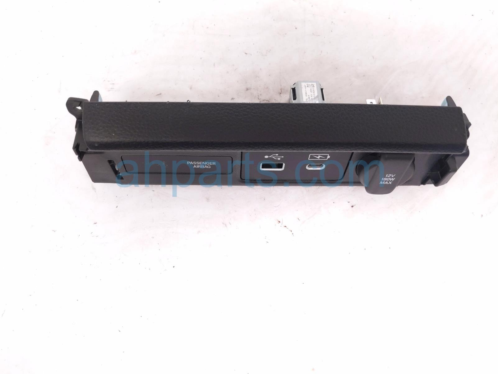 Acura DASH TRIM PANEL W/USB-BLK