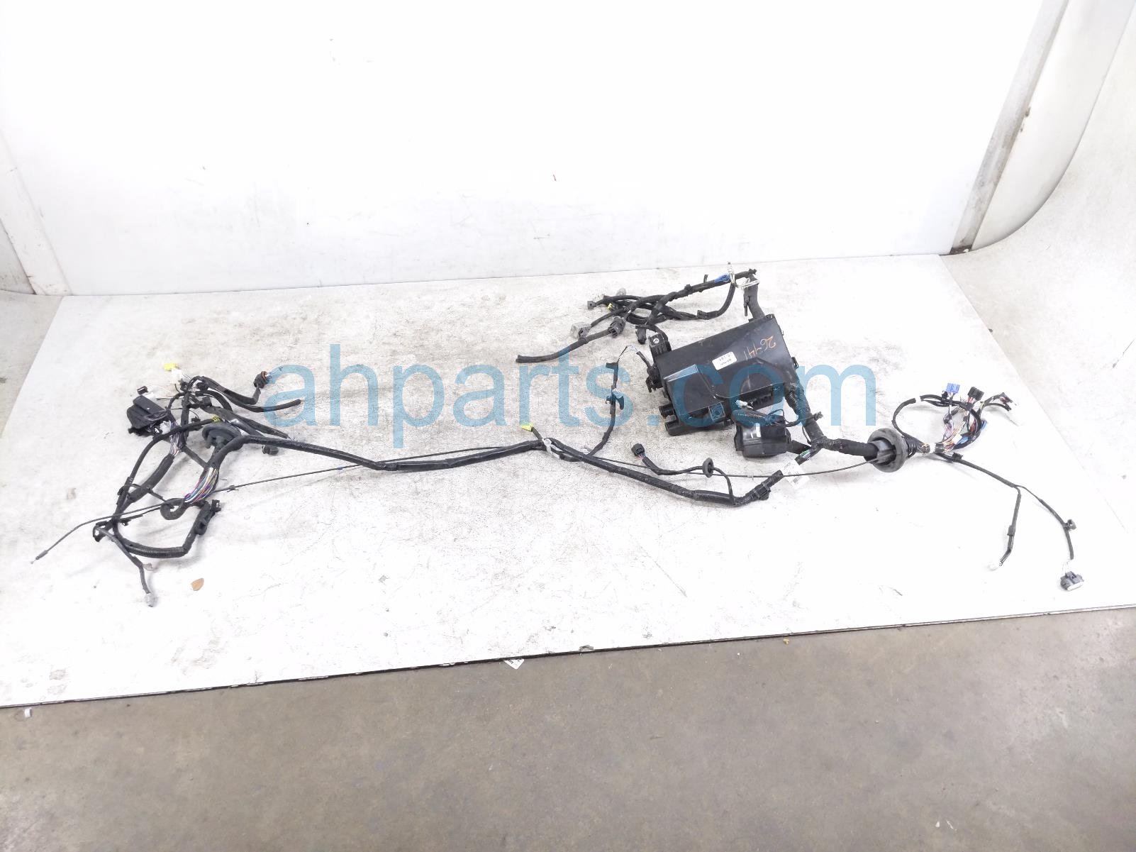 ENGINE ROOM HARNESS W/FUSE-3.5L 4X4