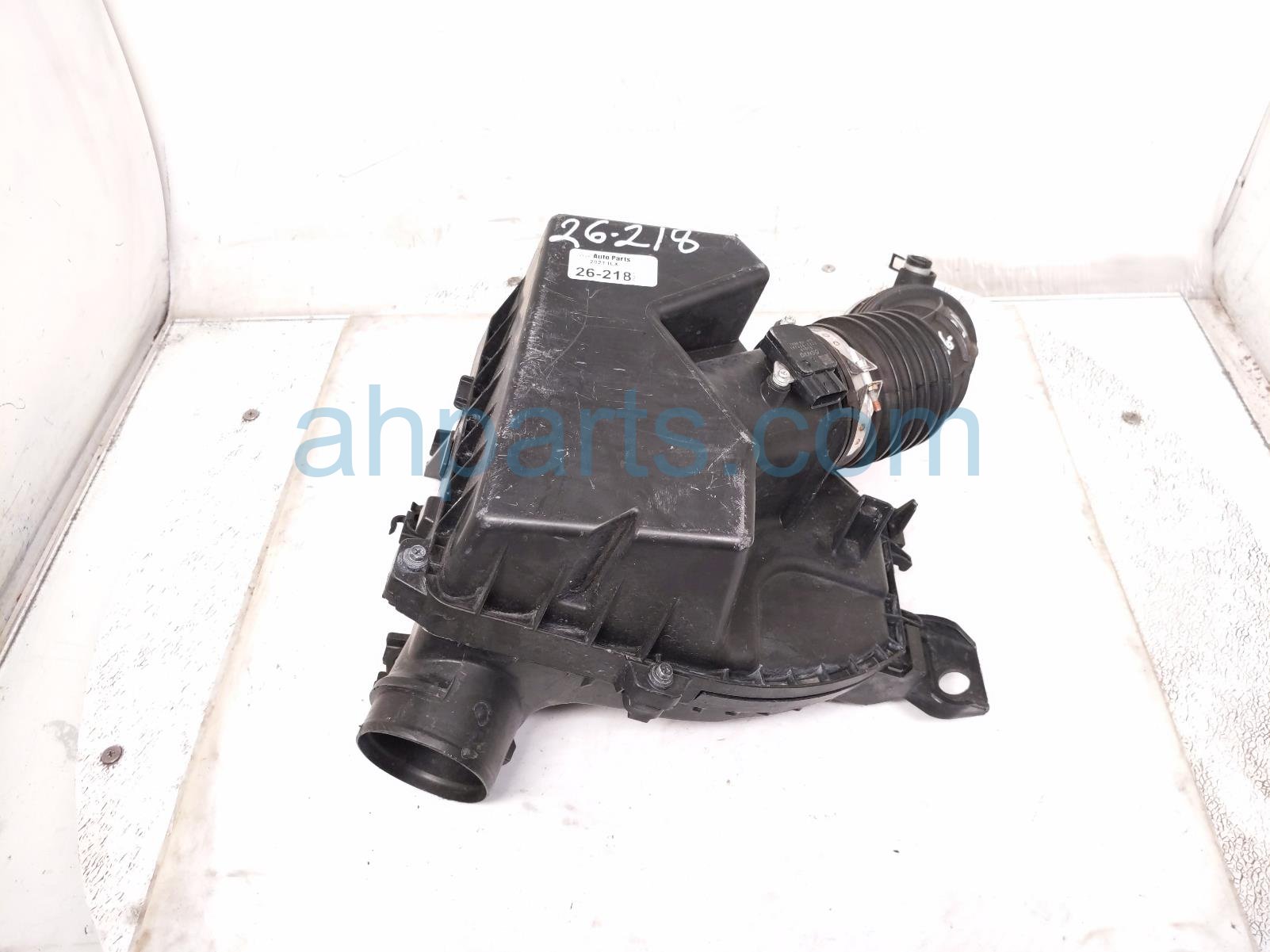 Acura AIR CLEANER INTAKE BOX W/MAF
