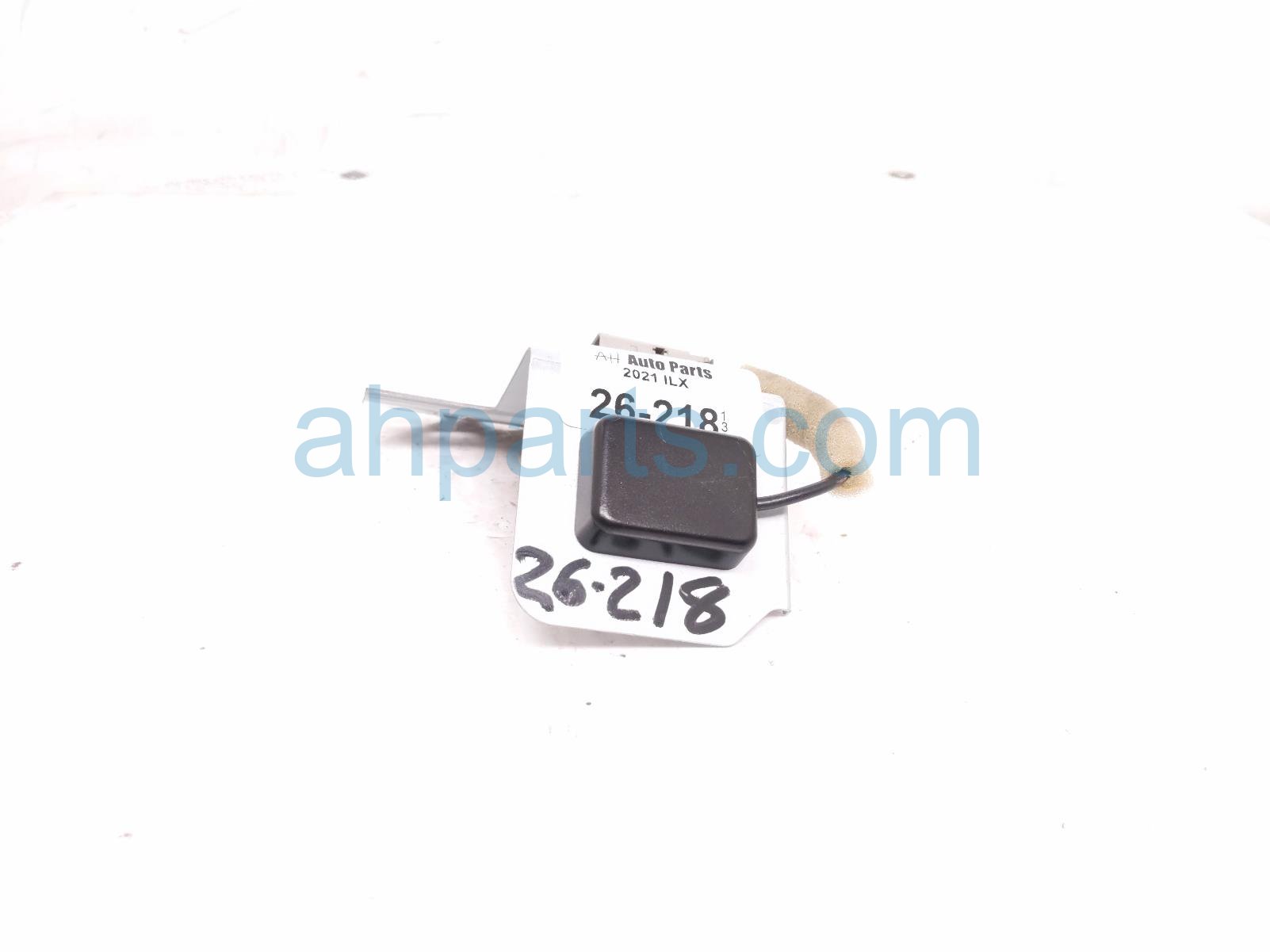 Acura GPS ANTENNA ASSY