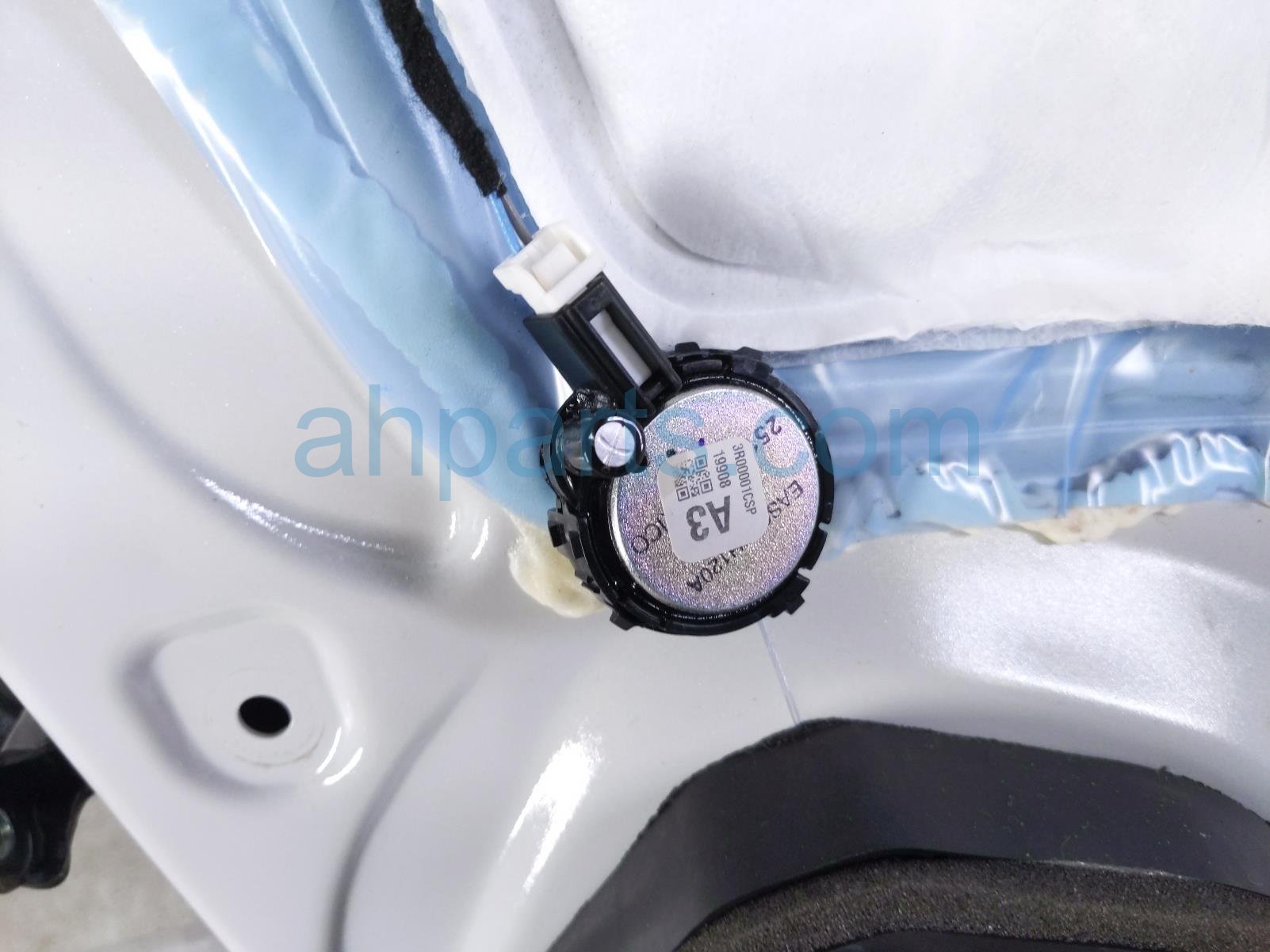 2025 Acura Integra Rear Passenger Door White No Inside Trim 67510 3S5 A00ZZ Replacement 2025 Acura Integra Rear Passenger Door White No Inside Trim 67510 3S5 A00ZZ Replacement thumbnail