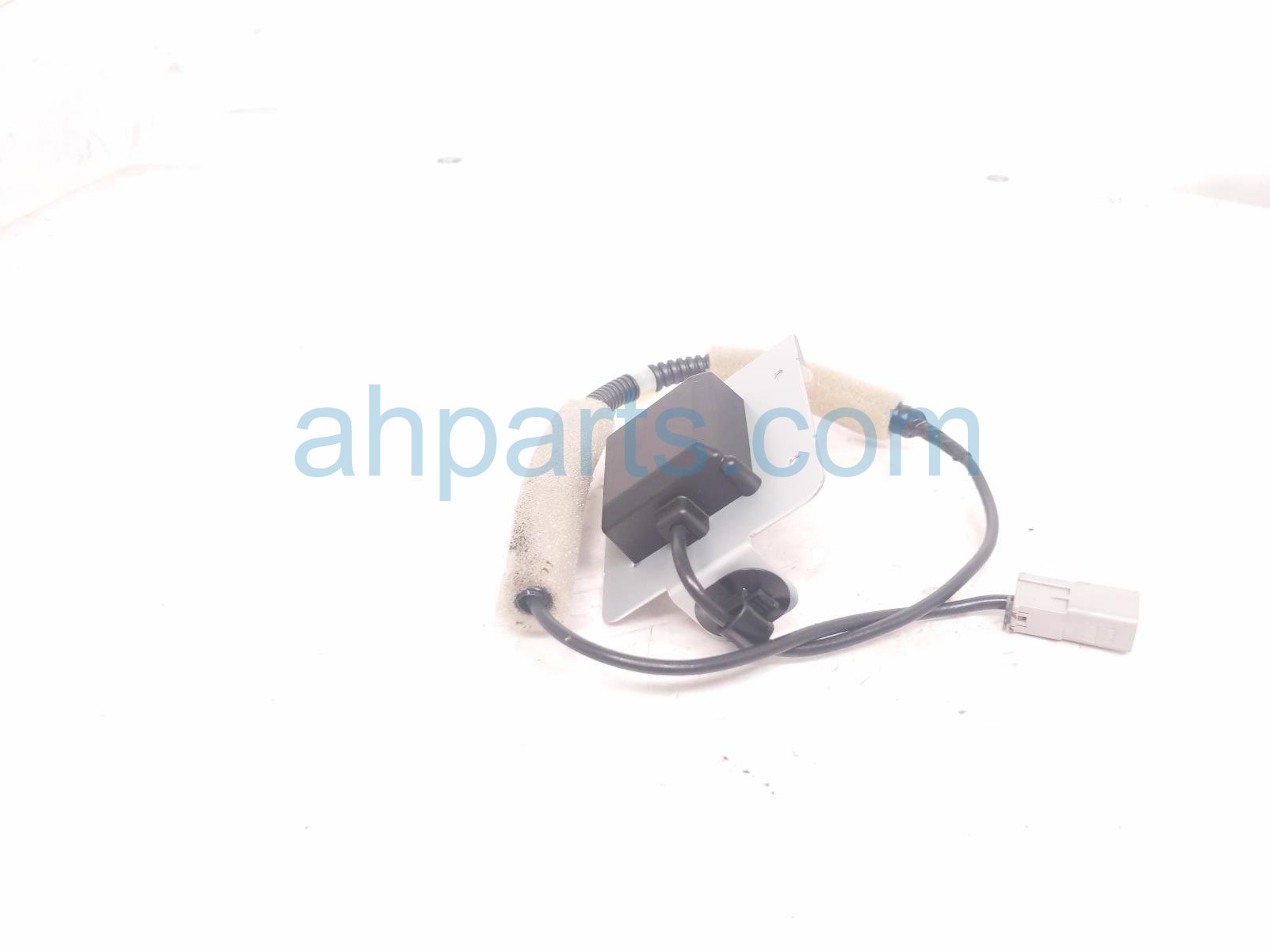 2025 Acura Integra Keyless Entry Antenna Fr 8B550 T20 A111 M1 Replacement 2025 Acura Integra Keyless Entry Antenna Fr 8B550 T20 A111 M1 Replacement thumbnail